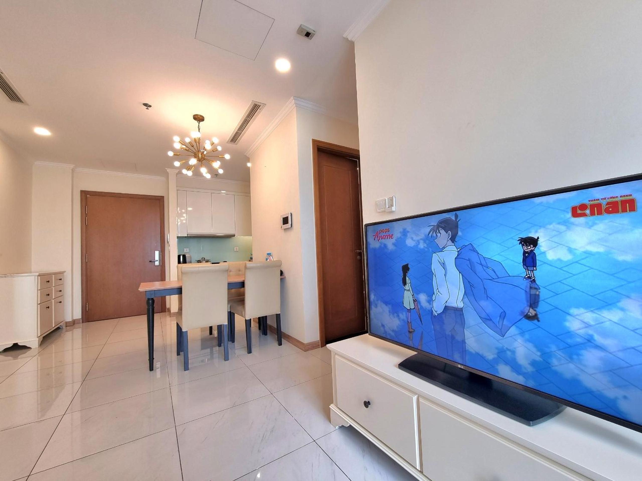 Vinhomes Central Park - Luxury 1,2,3,4 bedroom apartments - Khu đô thị ven sông đẹp nhất TP HCM