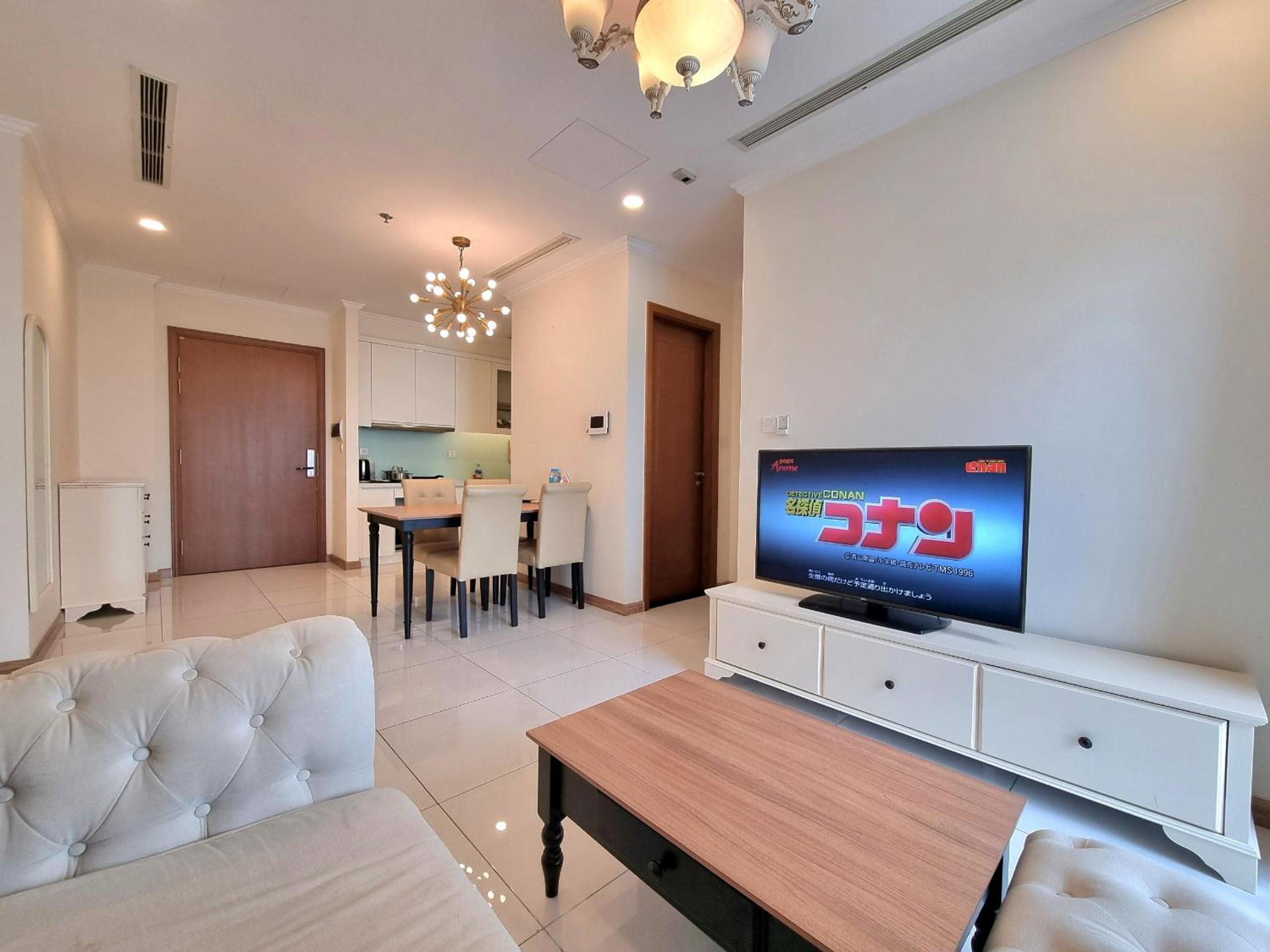 Vinhomes Central Park - Luxury 1,2,3,4 bedroom apartments - Khu đô thị ven sông đẹp nhất TP HCM