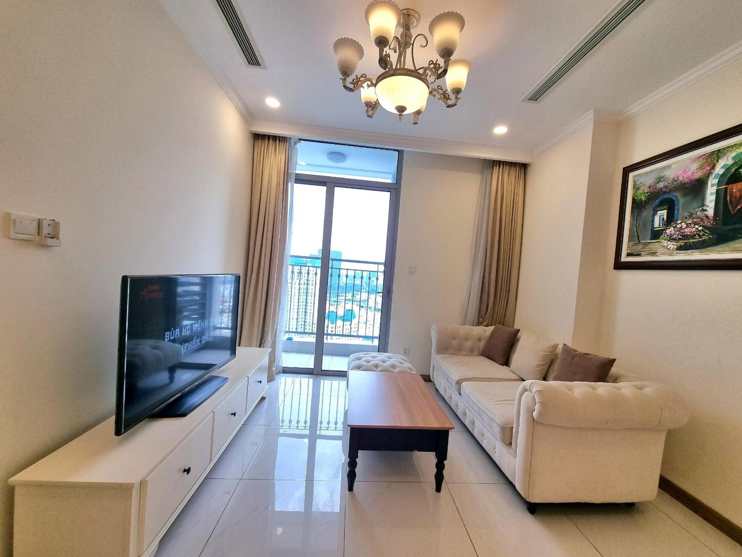 Vinhomes Central Park - Luxury 1,2,3,4 bedroom apartments - Khu đô thị ven sông đẹp nhất TP HCM