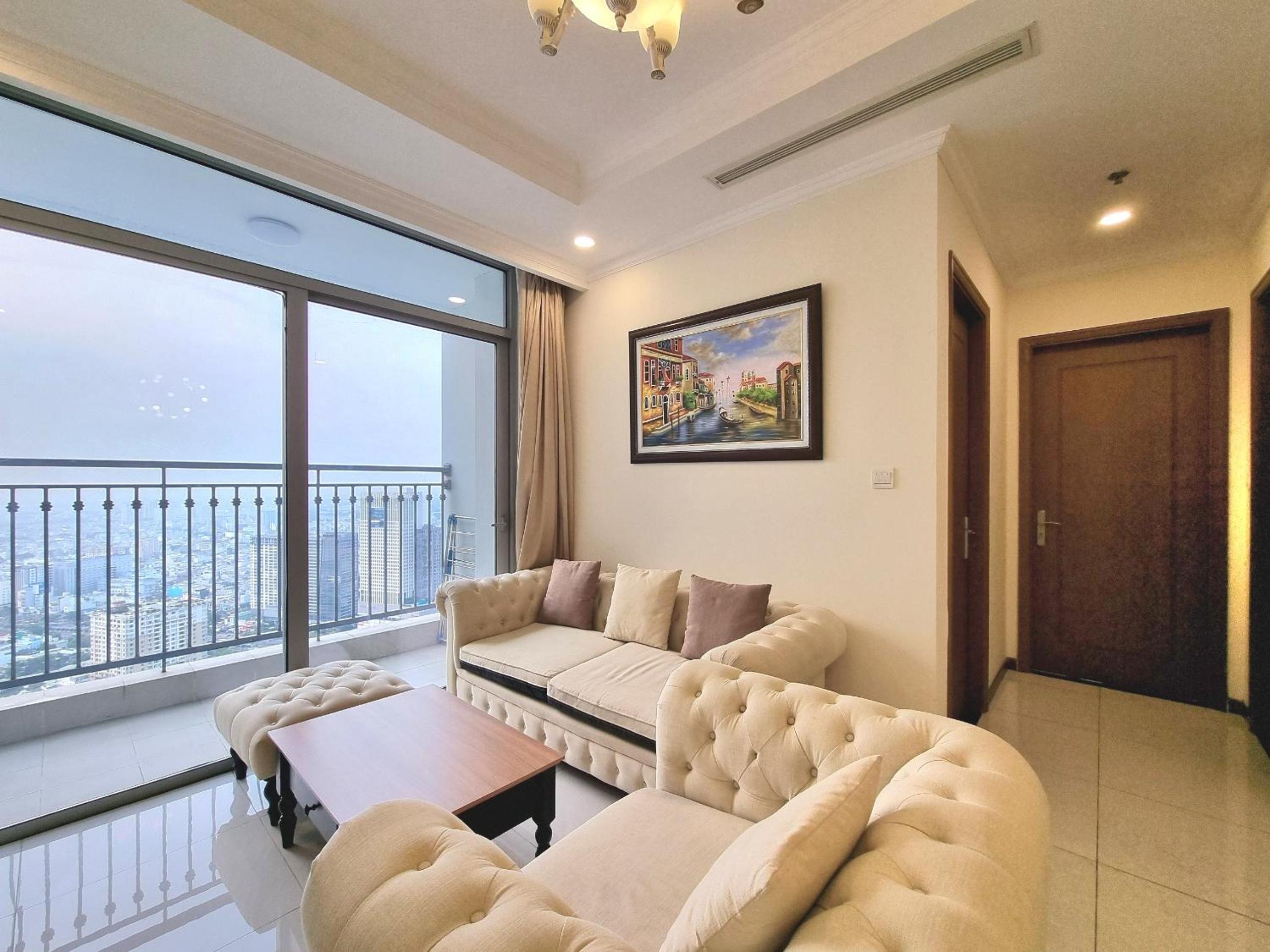Vinhomes Central Park - Luxury 1,2,3,4 bedroom apartments - Khu đô thị ven sông đẹp nhất TP HCM