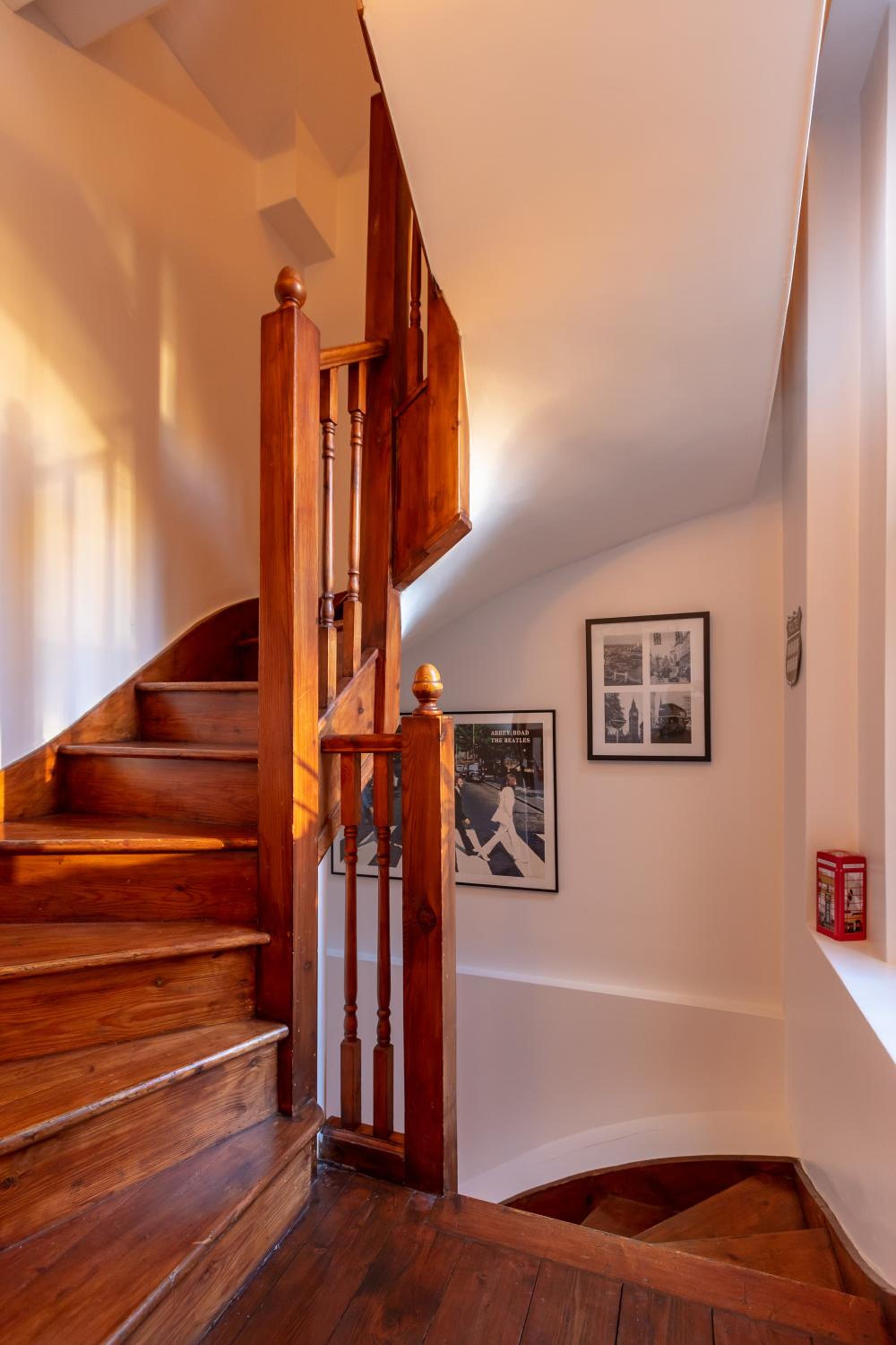 The Wanderlust in the Heart of Covent Garden - 1BR Apartment sleeps 4 - Near Tube - Tesco and Restaurants