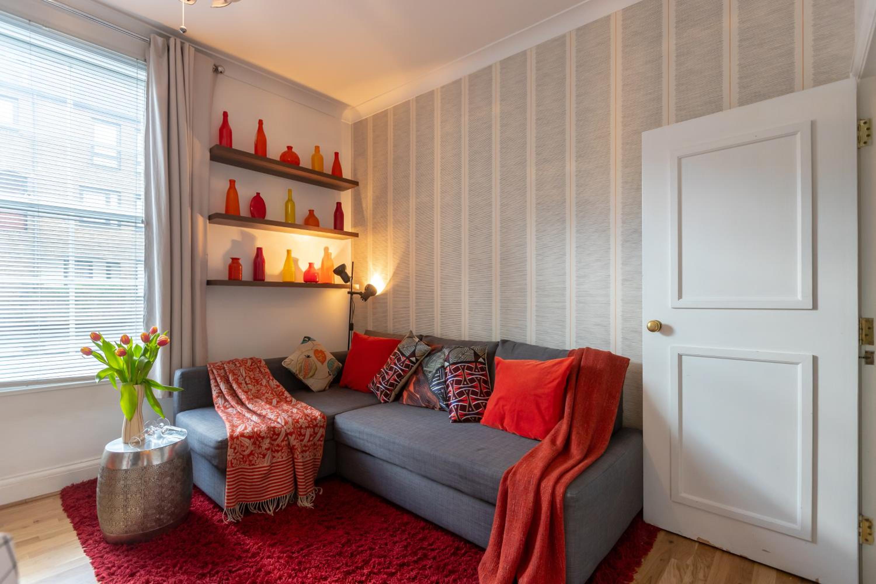 The Wanderlust in the Heart of Covent Garden - 1BR Apartment sleeps 4 - Near Tube - Tesco and Restaurants