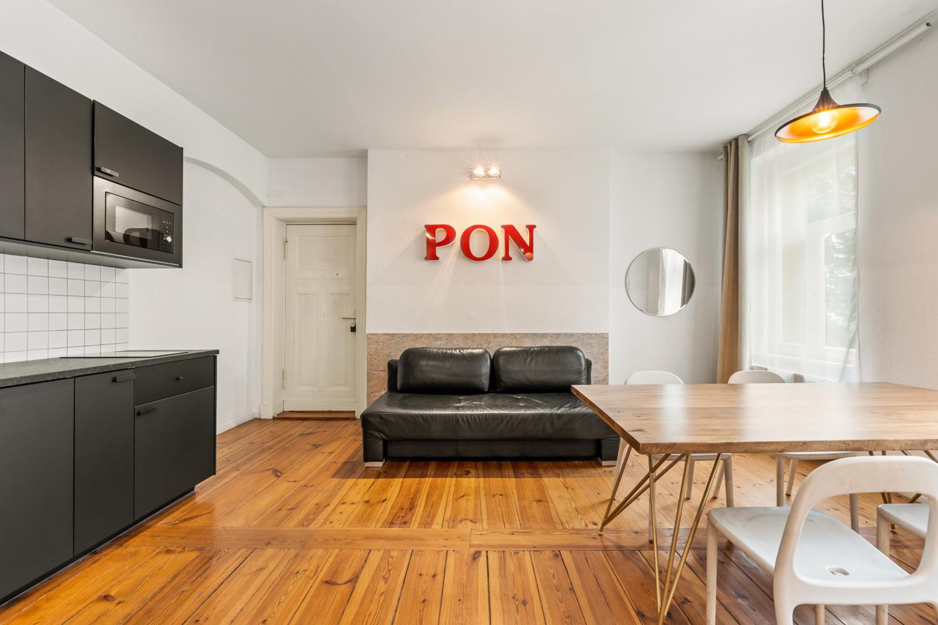 Mooeve Boxi Studios