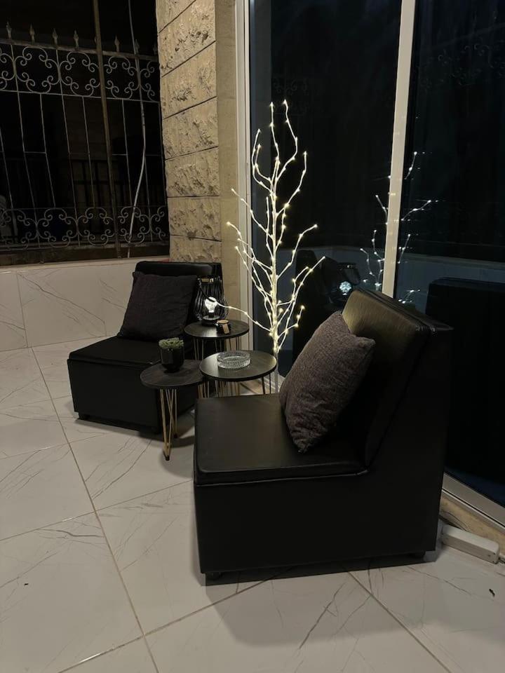 Luxury 2 Balcony Centrally Located view 3