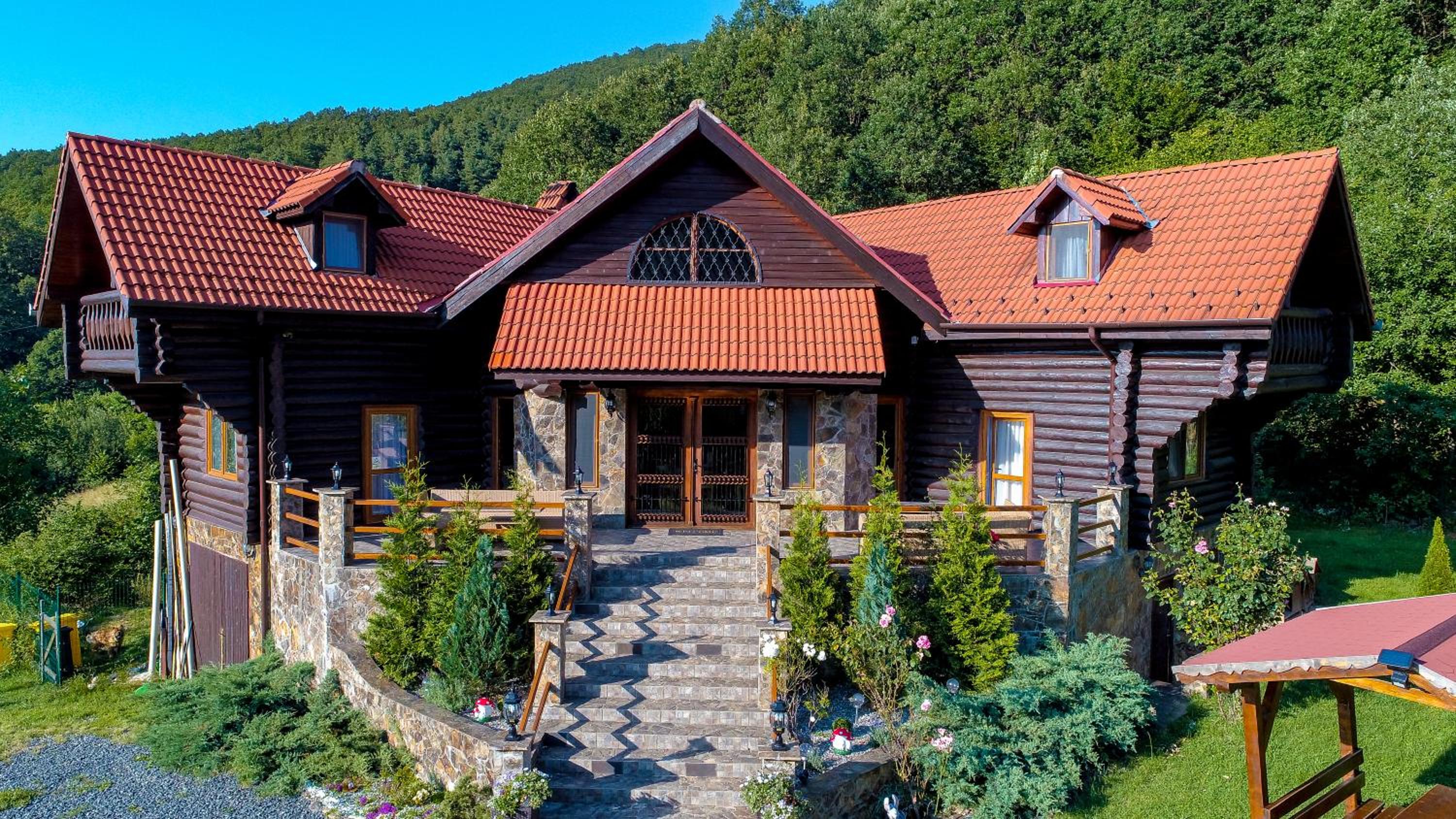 Rustic Cottage