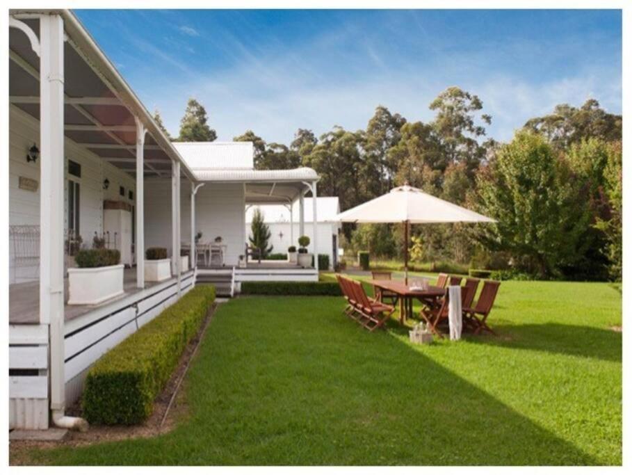 Warrane- LUXURY ESTATE WITH POOL & GUESTHOUSE