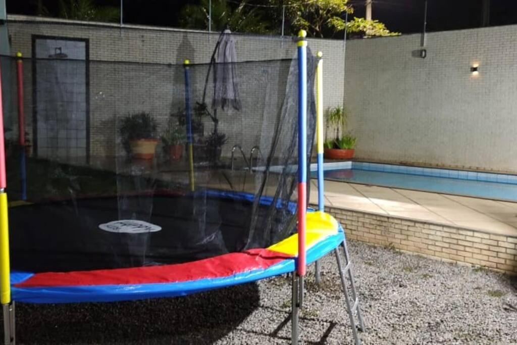 Guarapari, casa, lazer completo piscina, sauna etc