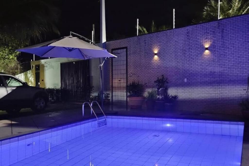 Guarapari, casa, lazer completo piscina, sauna etc