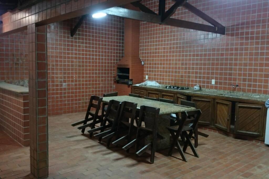 Guarapari, casa, lazer completo piscina, sauna etc