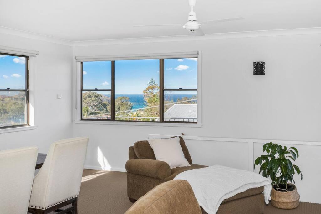 Modern Farmhouse at Pacific Sands Mollymook Beach