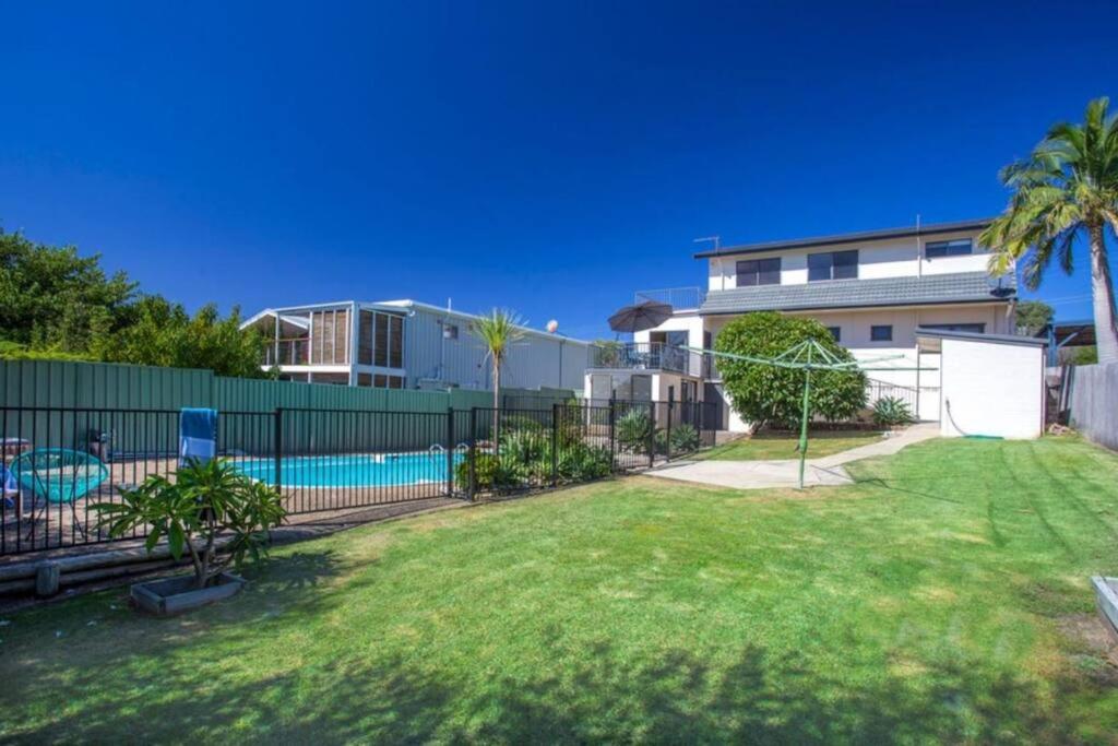Modern Farmhouse at Pacific Sands Mollymook Beach