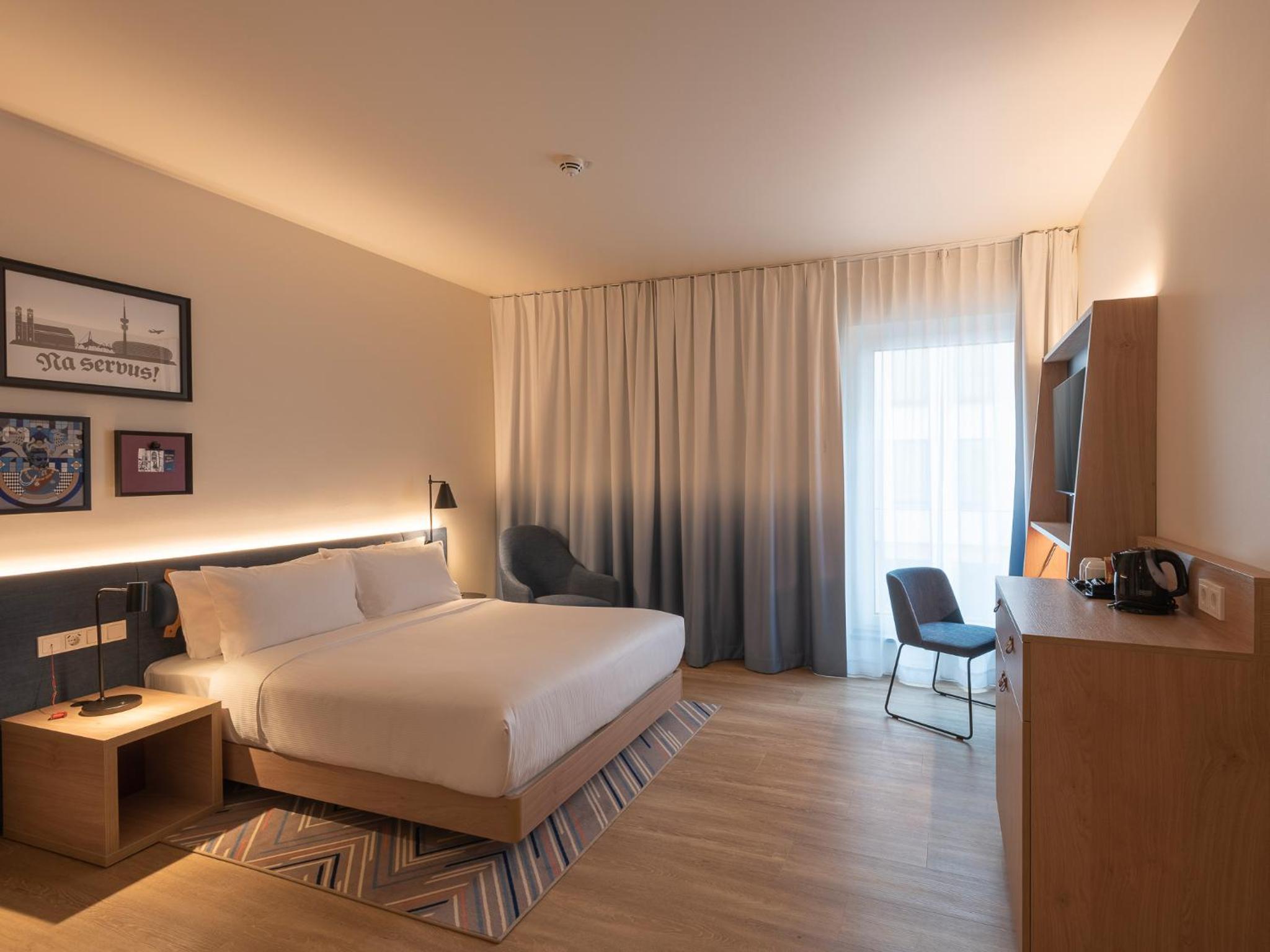 Munich Vacations - Hampton By Hilton Munich City North - Property Image 18