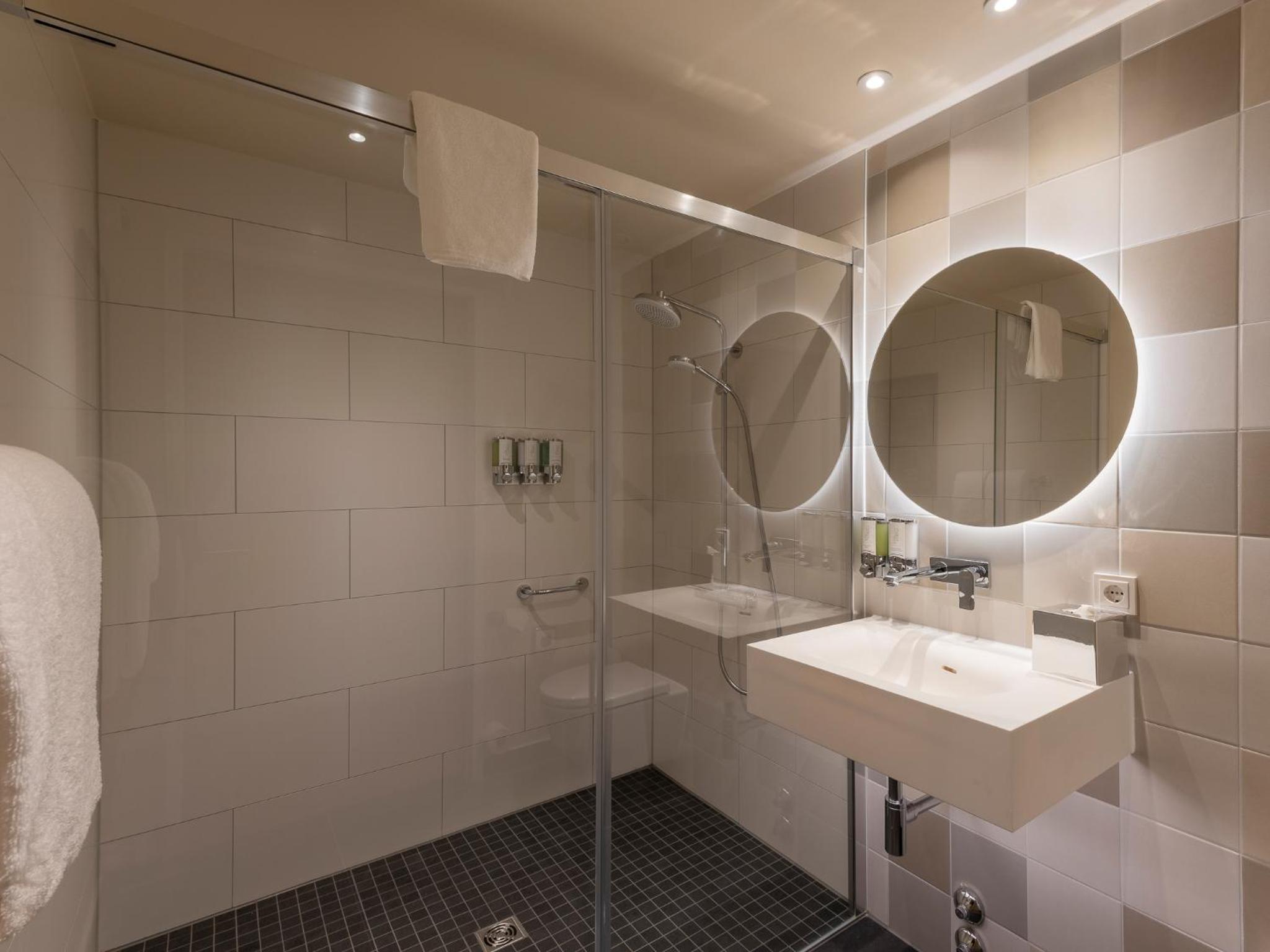 Munich Vacations - Hampton By Hilton Munich City North - Property Image 20