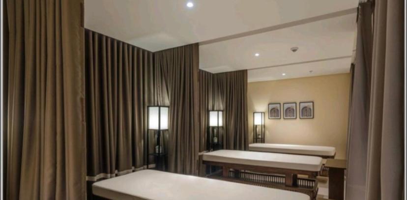 Classy 2BR Suite at Eastwood City with Pool and City Skyline View view 3