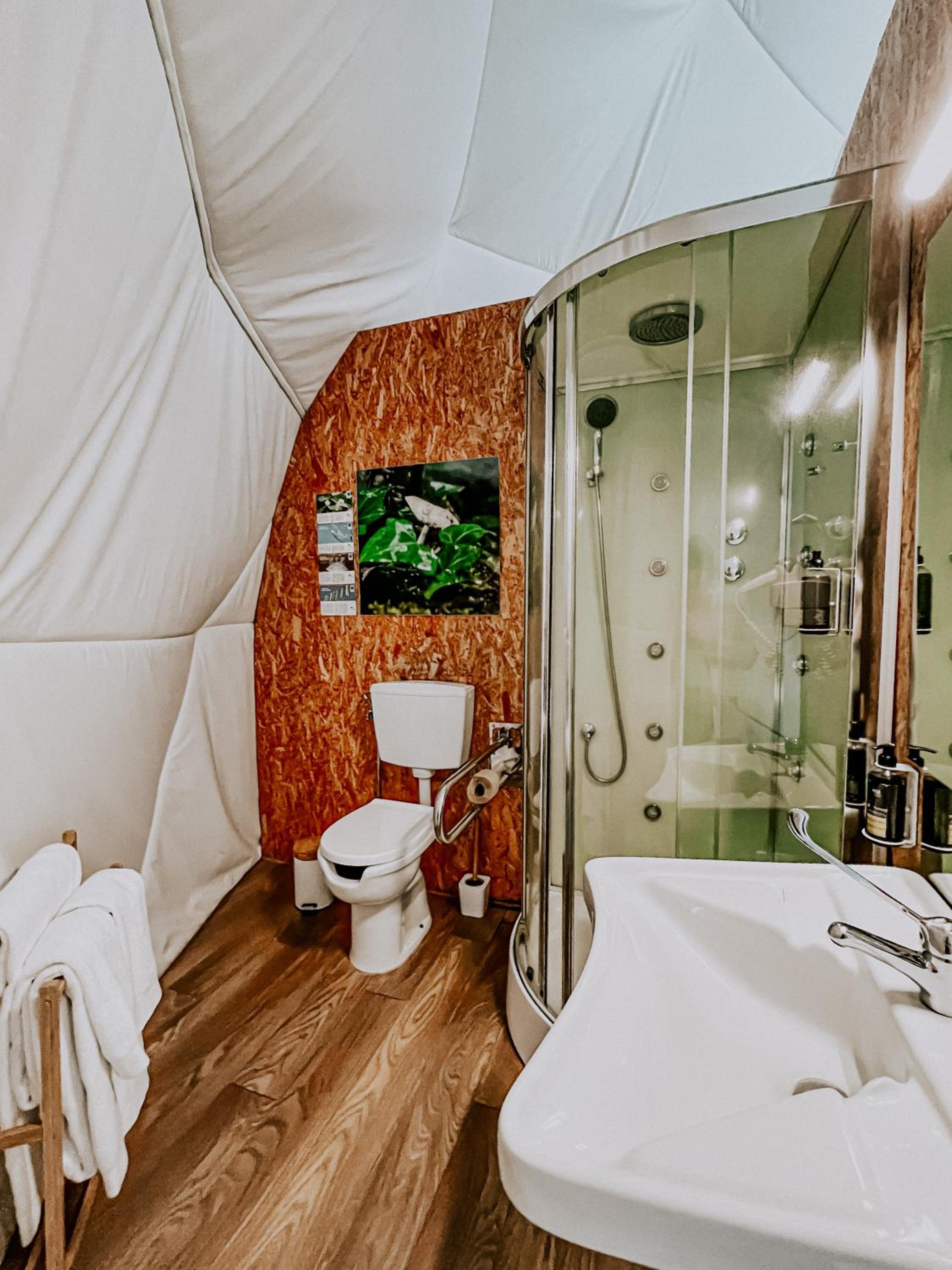 Natura Glamping