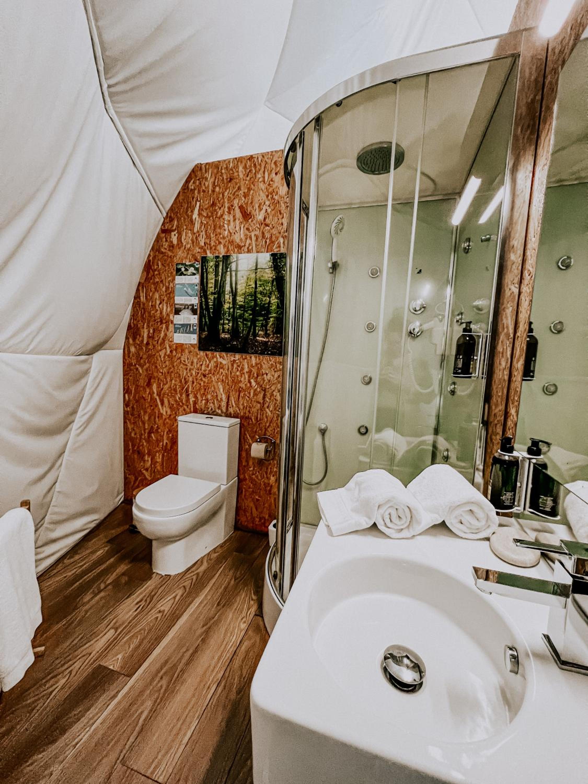 Natura Glamping