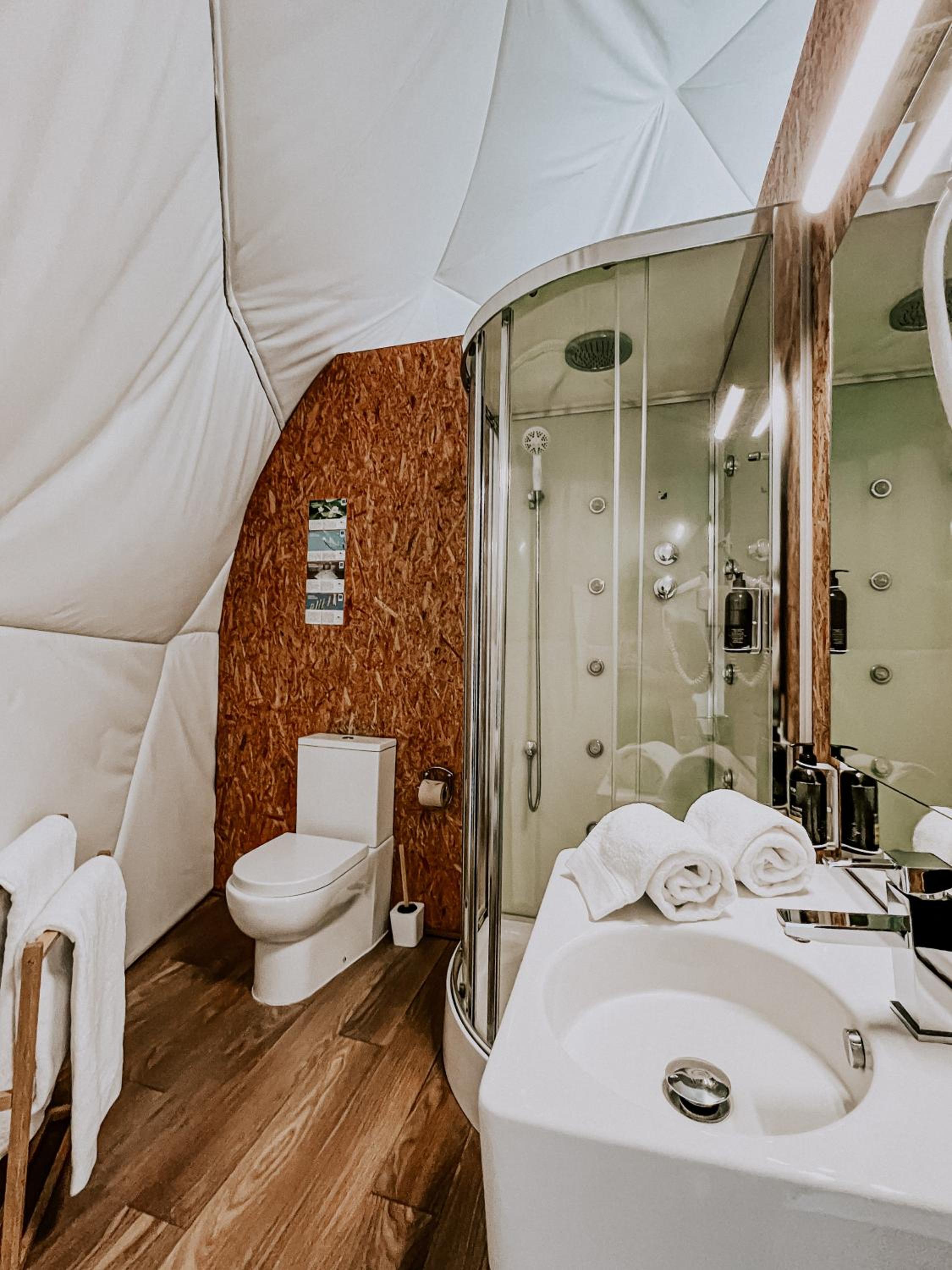 Natura Glamping
