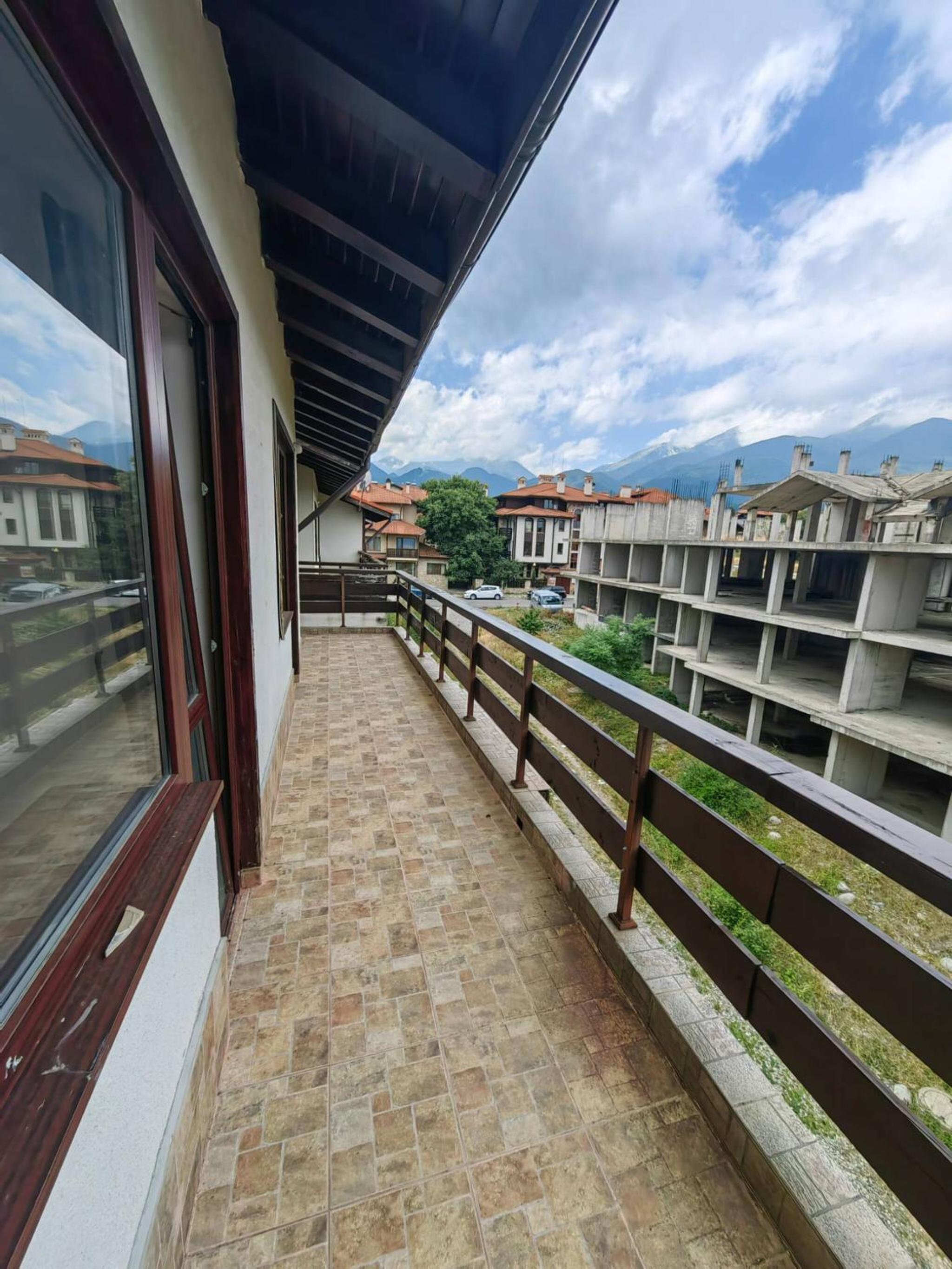 Mountain Paradise 2 - Cosy Mountain View Apartment - 200mbps Wifi