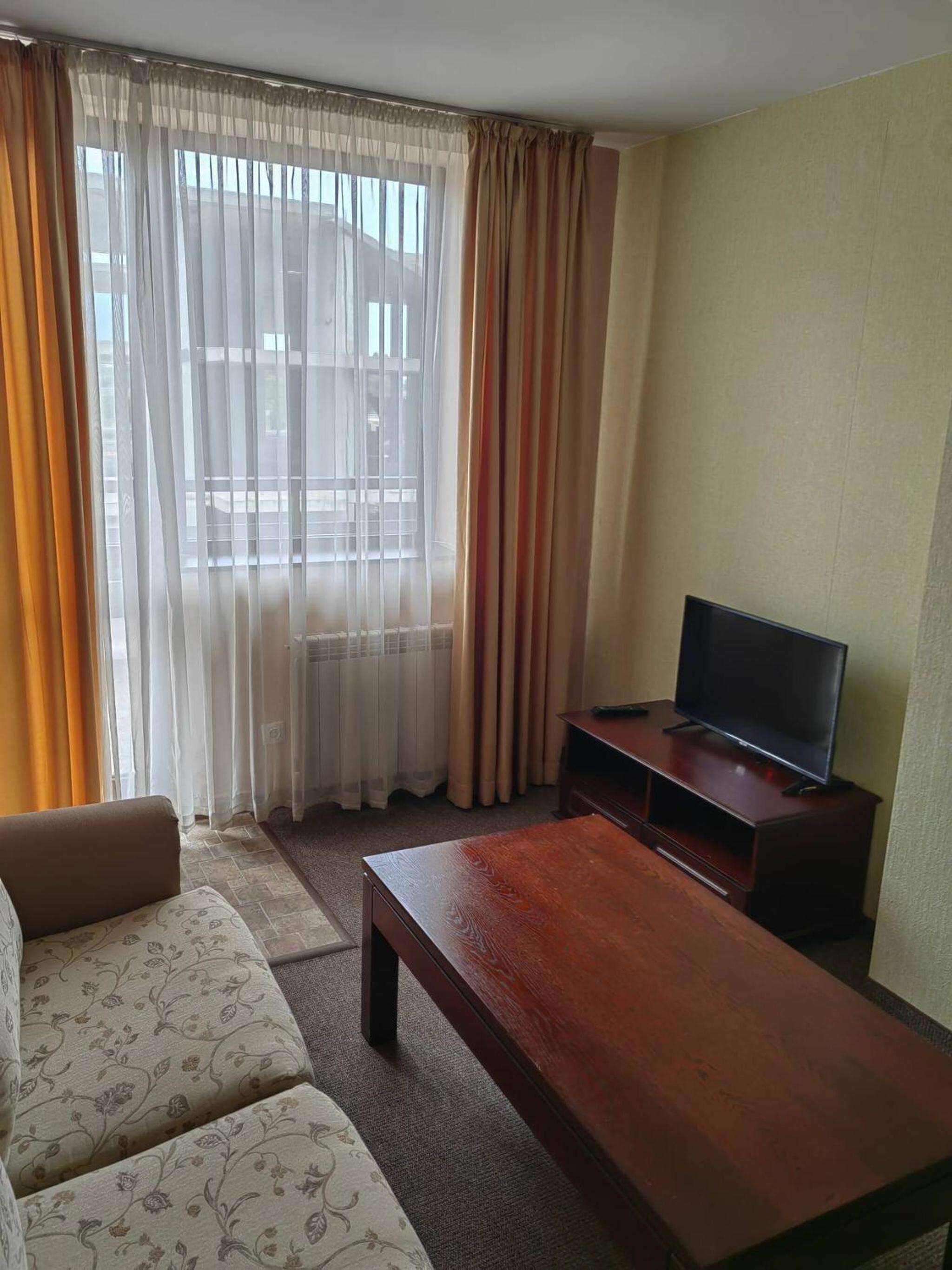 Mountain Paradise 2 - Cosy Mountain View Apartment - 200mbps Wifi
