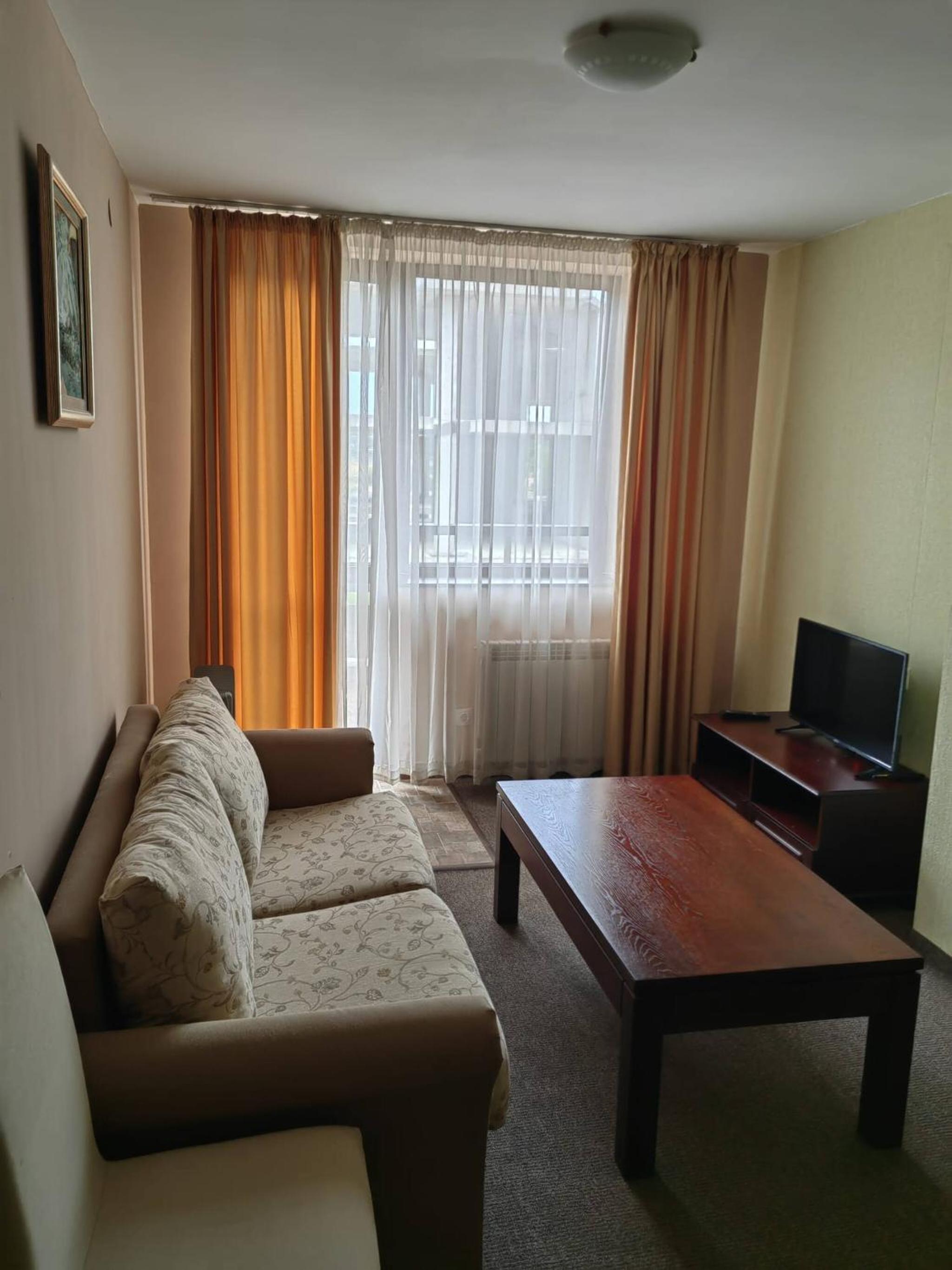 Mountain Paradise 2 - Cosy Mountain View Apartment - 200mbps Wifi