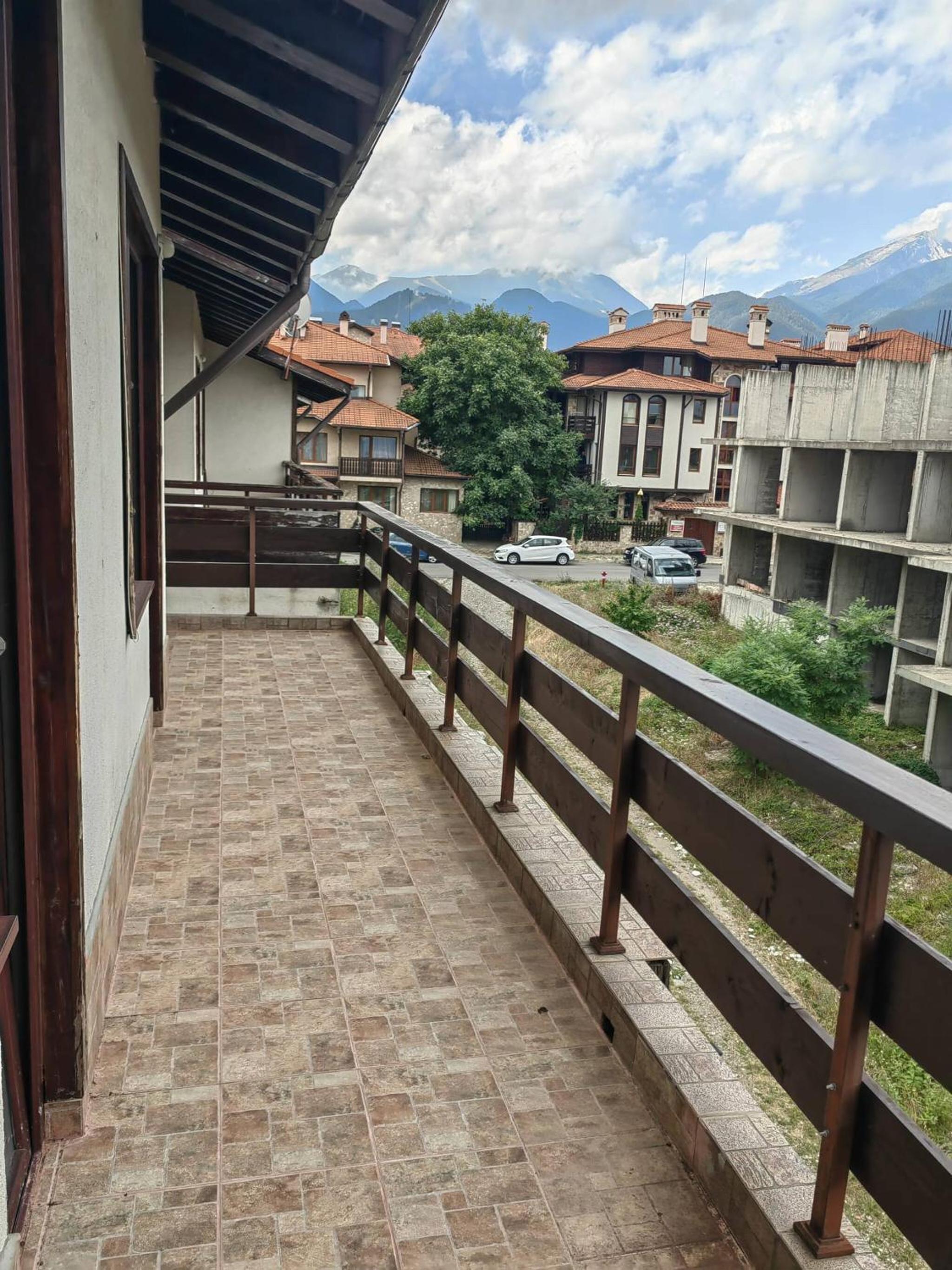 Mountain Paradise 2 - Cosy Mountain View Apartment - 200mbps Wifi