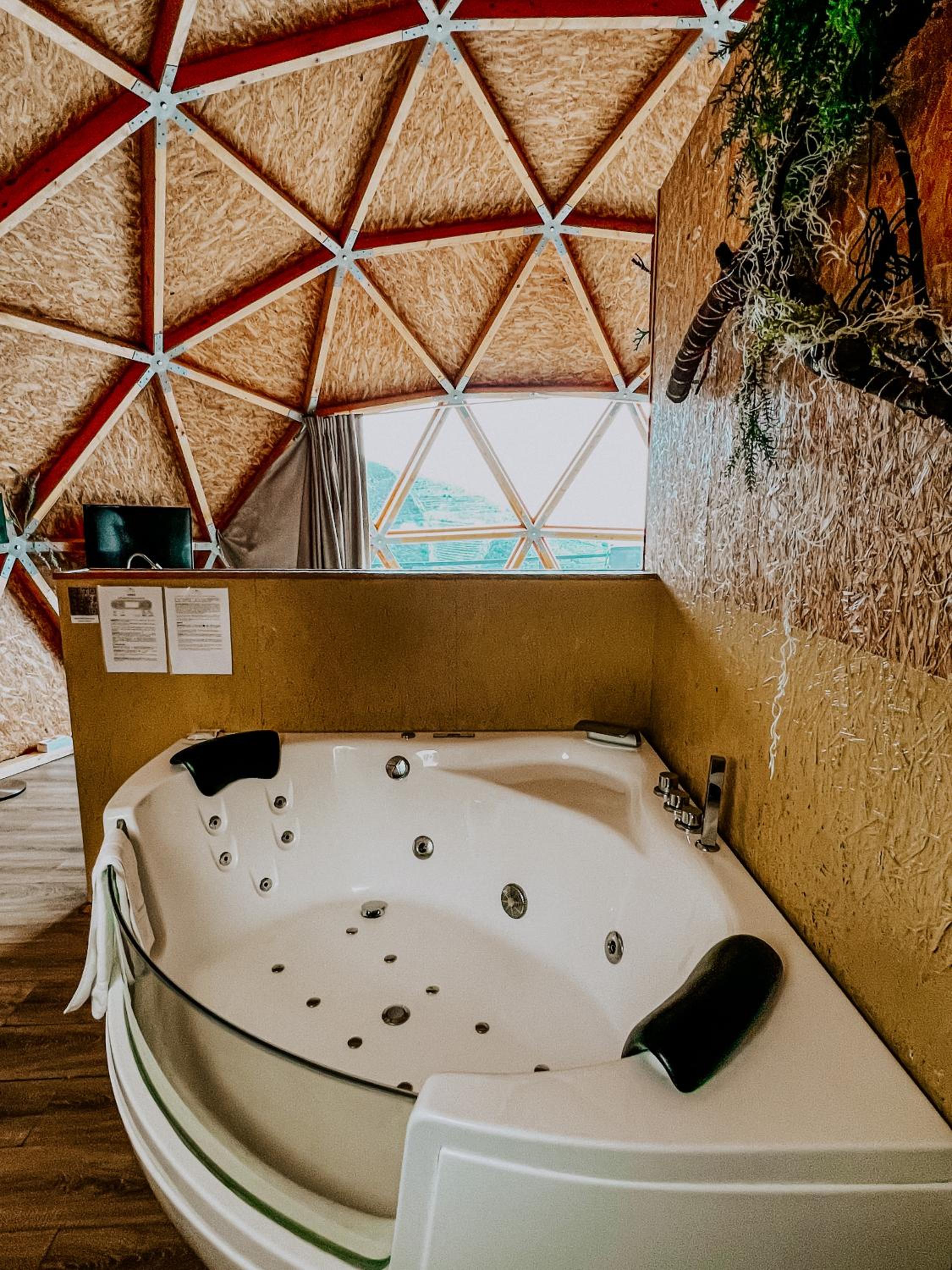 Natura Glamping