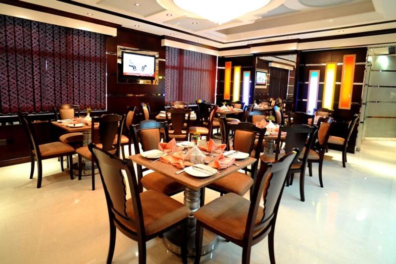 restaurant