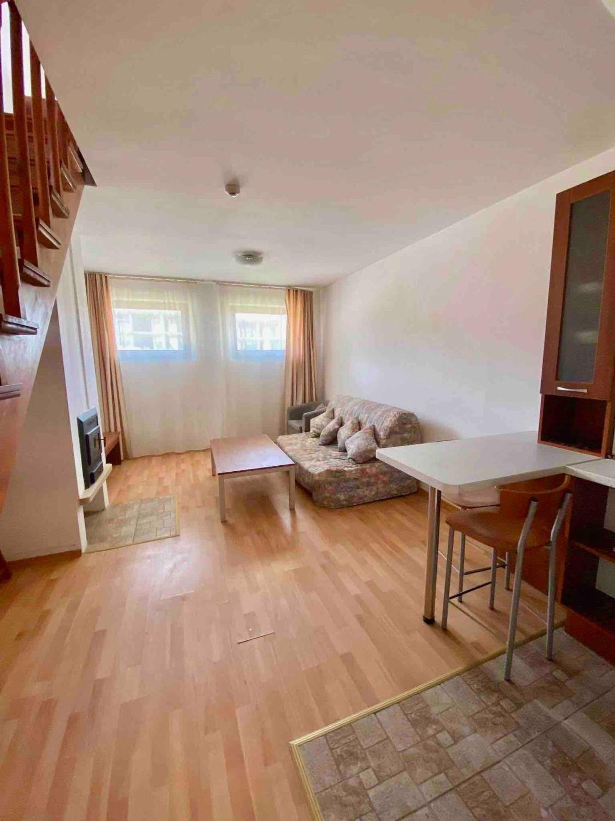 1BR Homey Duplex 300mbps WIFI 2 Floor with washer