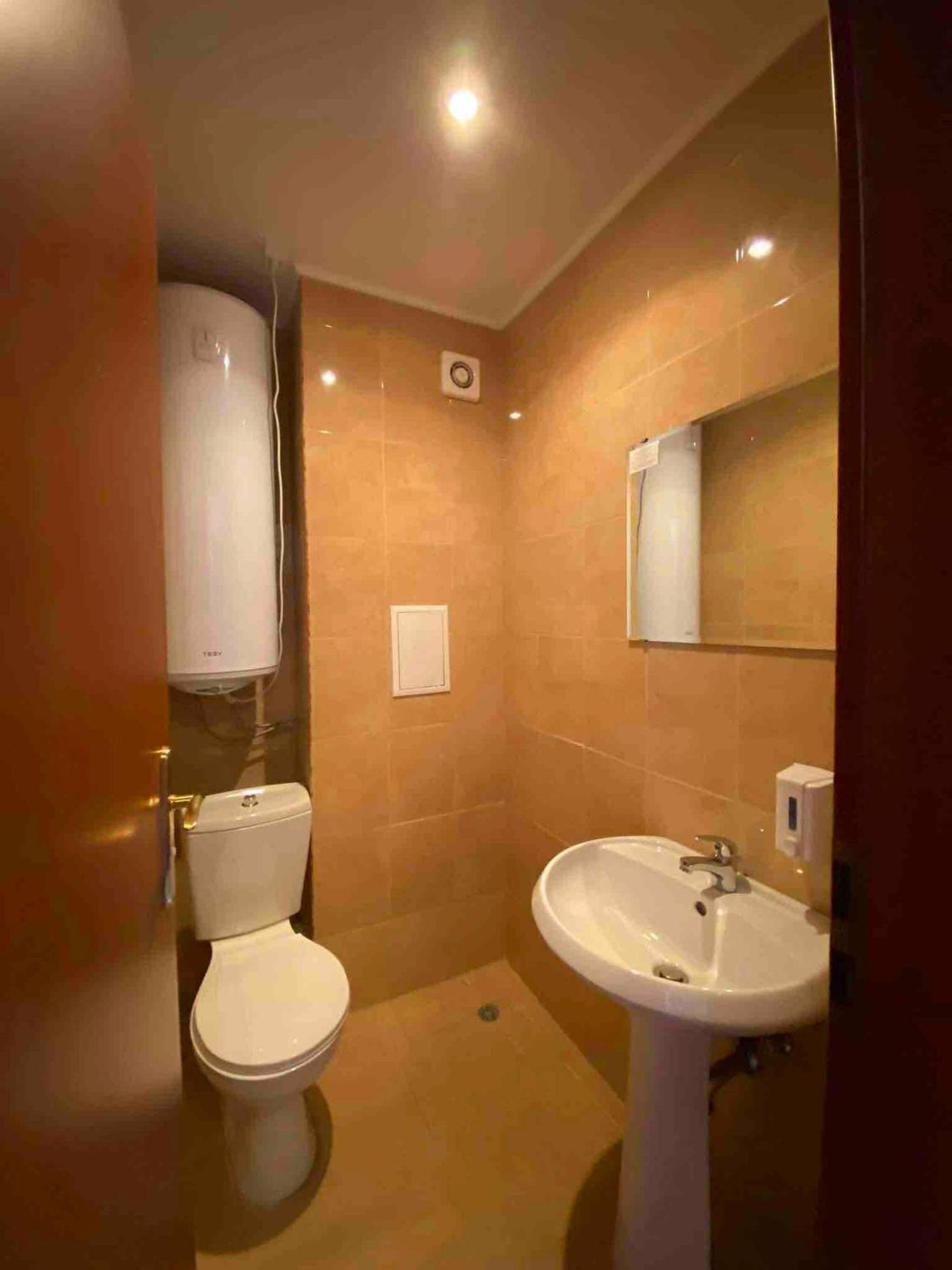 1BR Homey Duplex 300mbps WIFI 2 Floor with washer