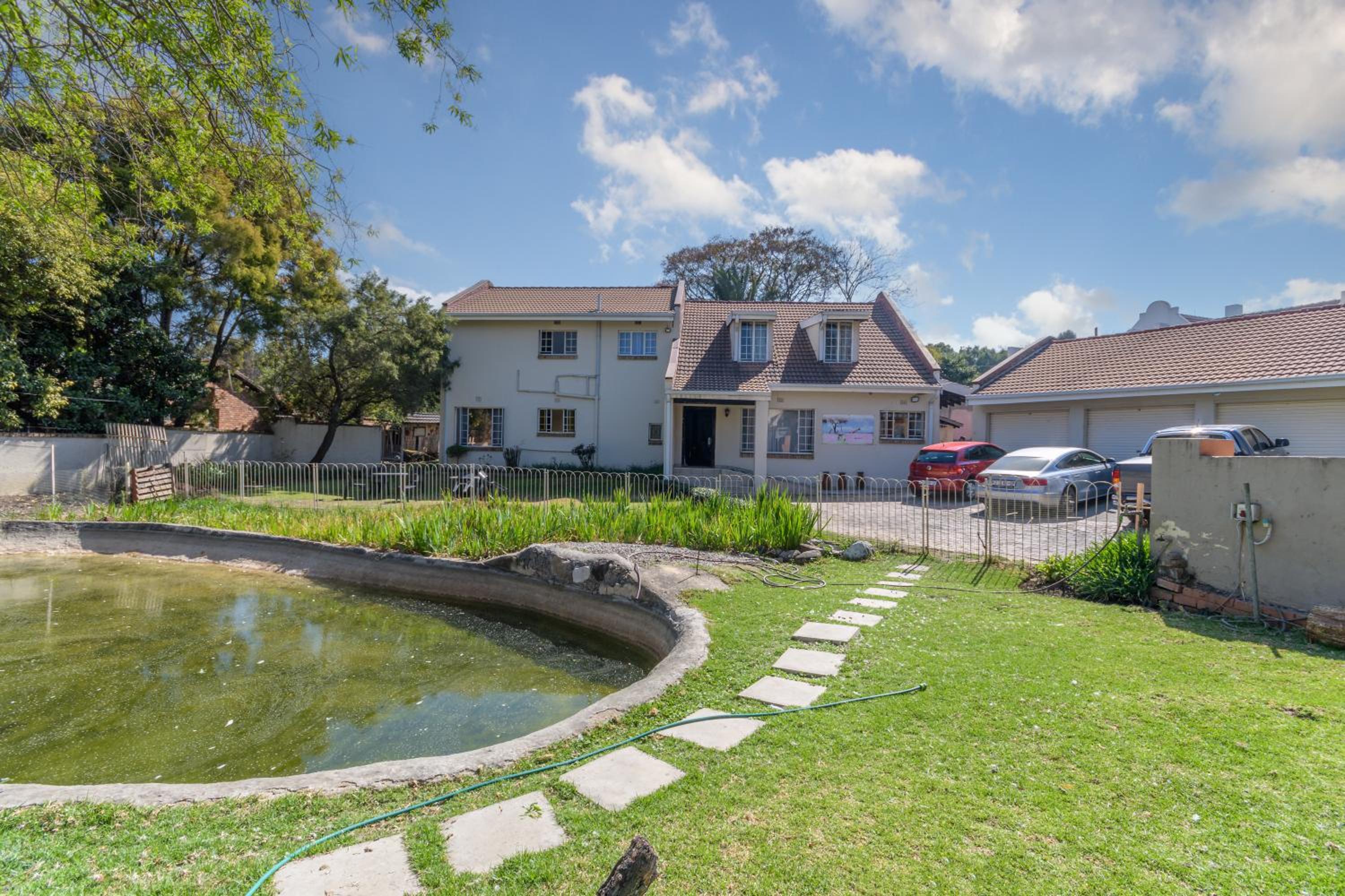 Royal Olympia Lodges & Safaris RSA