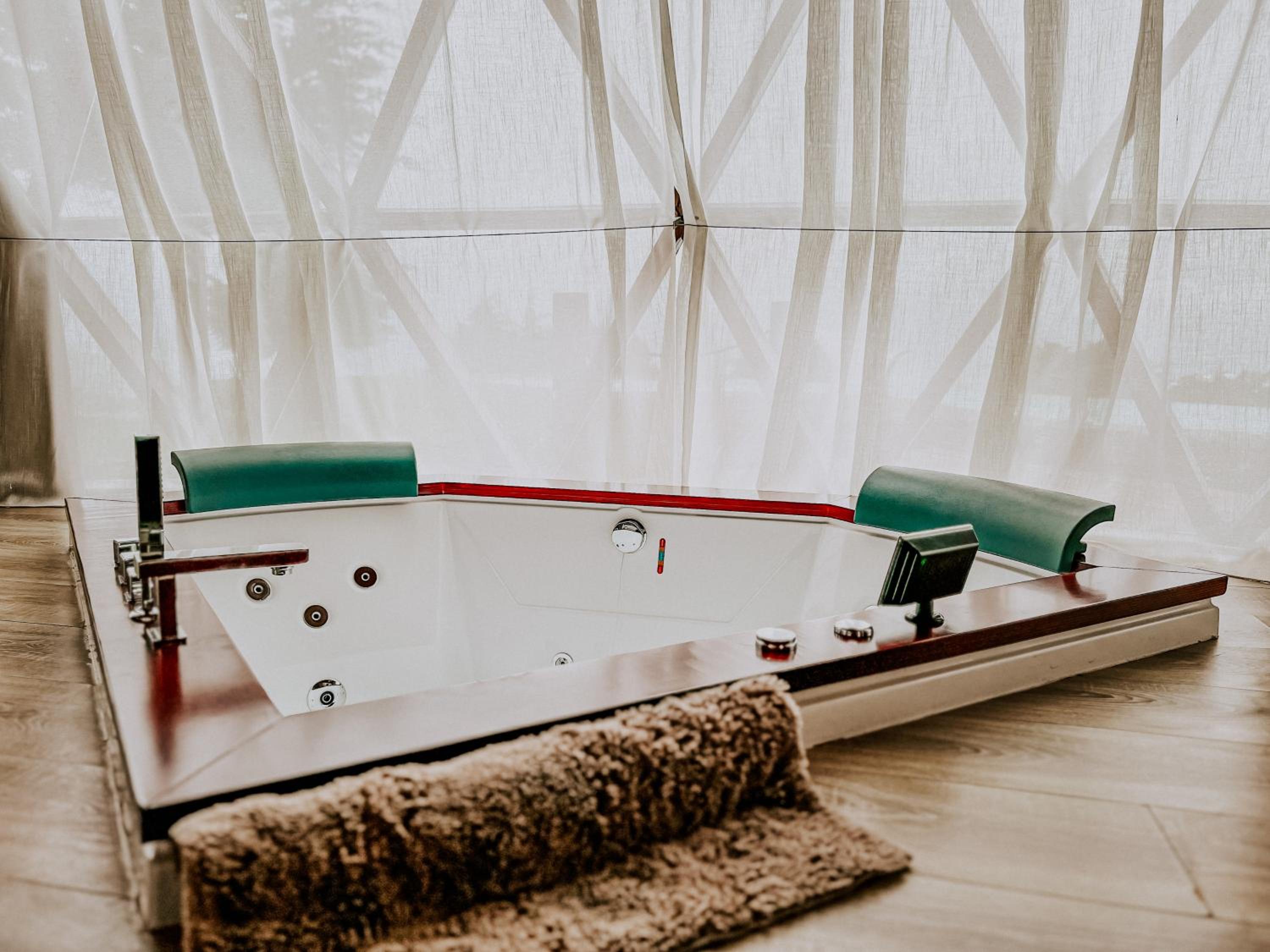 Natura Glamping