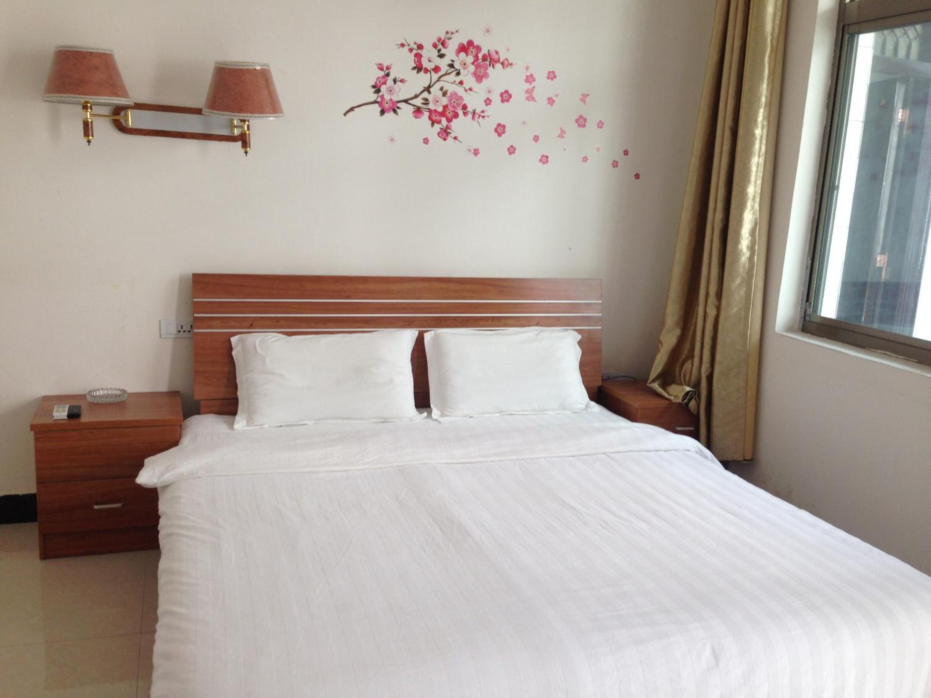 Huashan International Youth Hostel