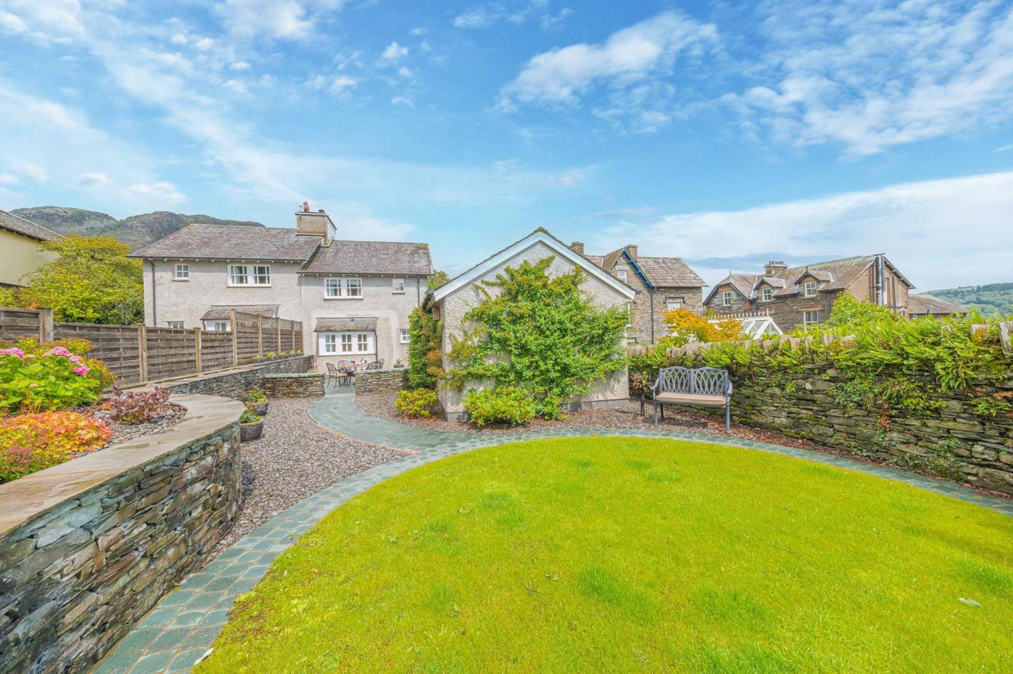 Springbank Cottage, luxury Lake District cottage in Coniston