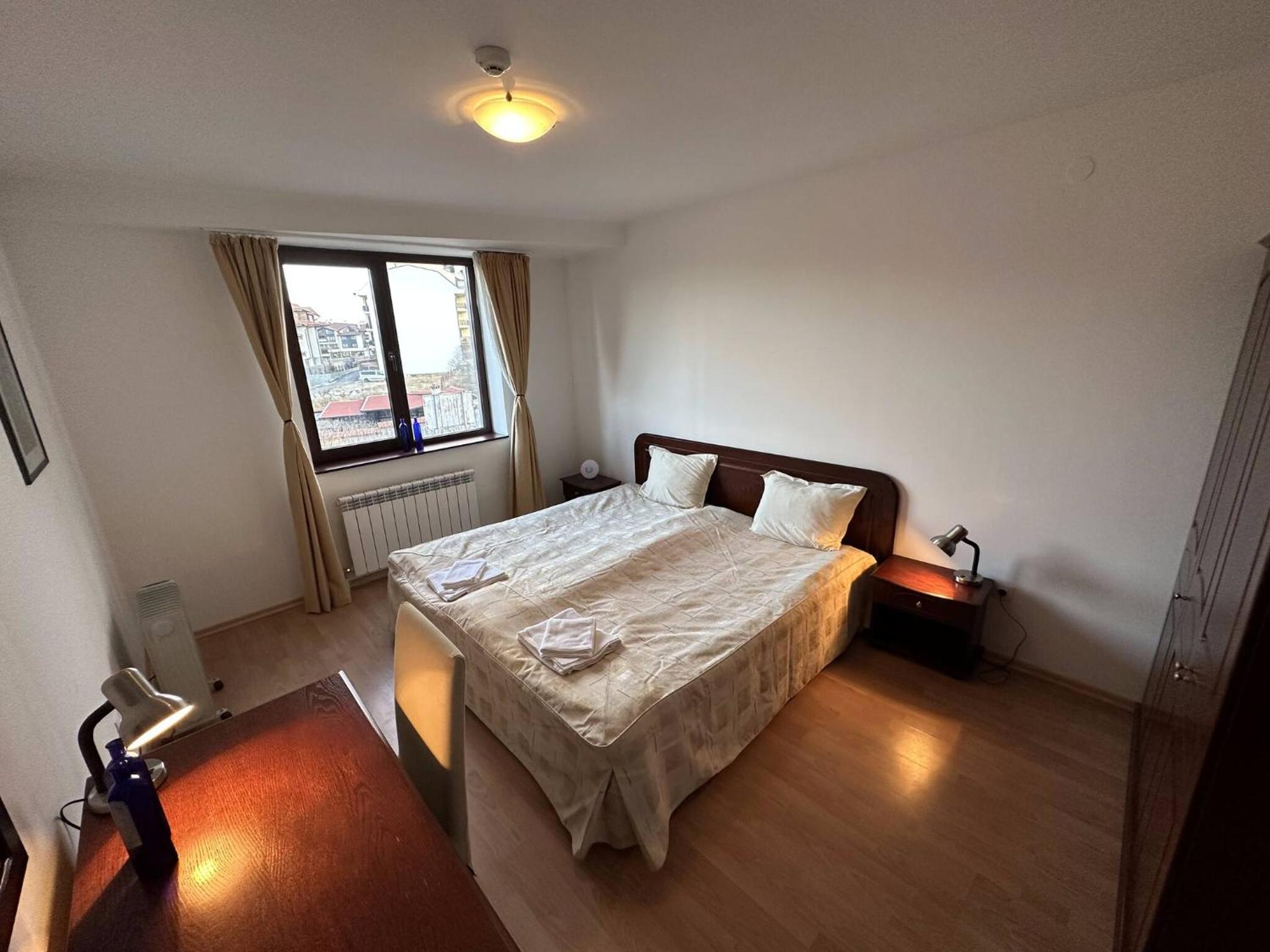 2BR Mountain View Apartment - Washer, 300mbps WIFI, Aircon