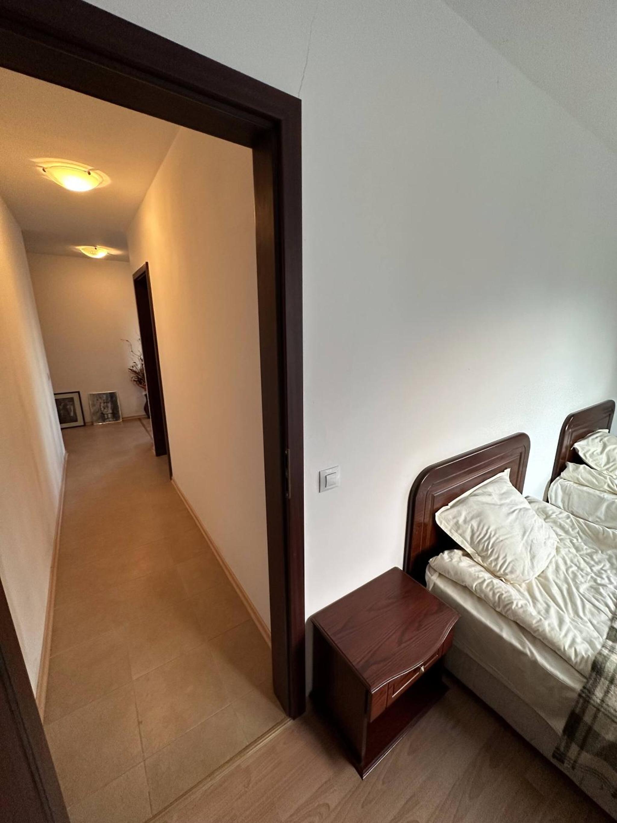 2BR Mountain View Apartment - Washer, 300mbps WIFI, Aircon