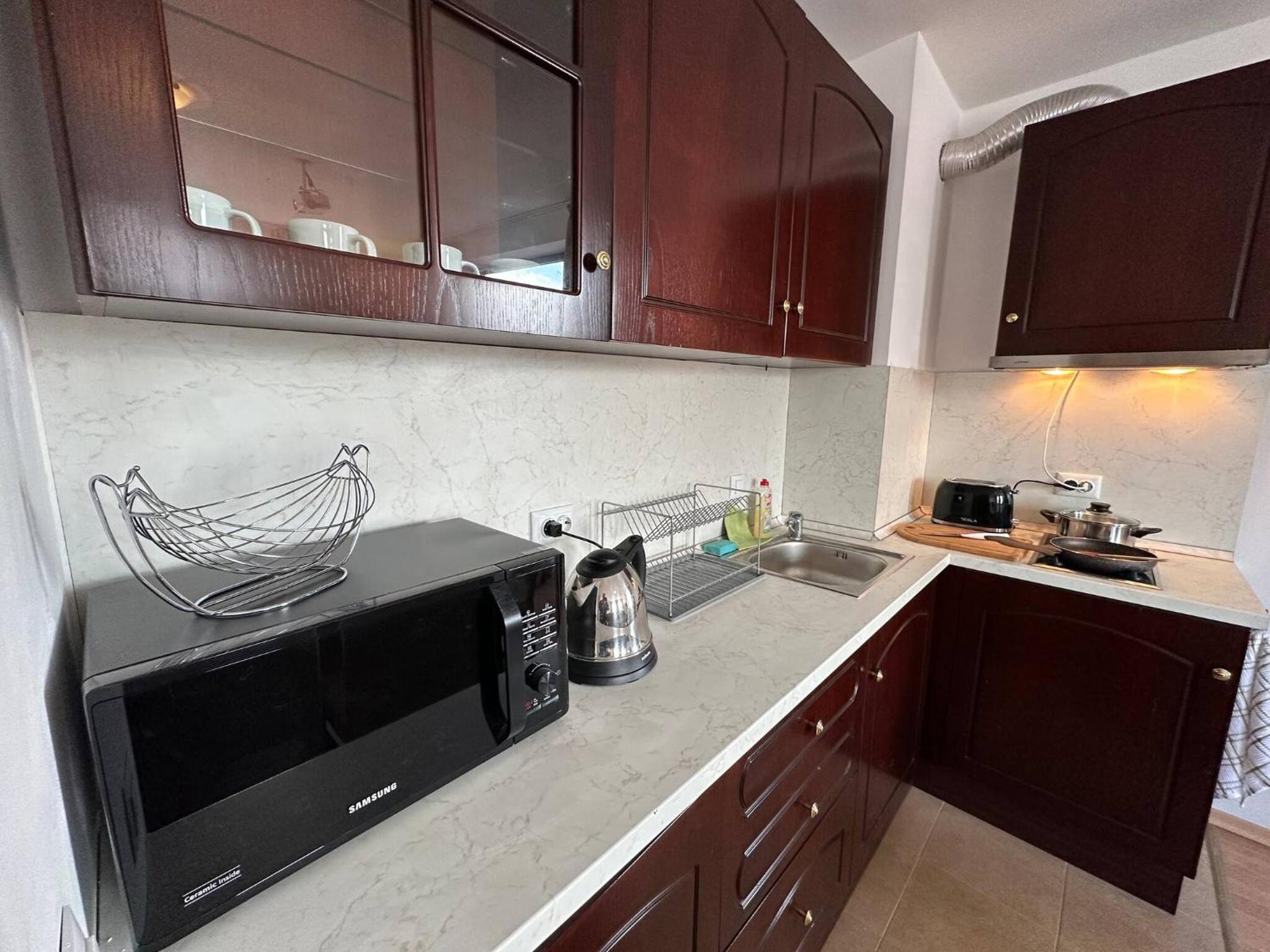 2BR Mountain View Apartment - Washer, 300mbps WIFI, Aircon