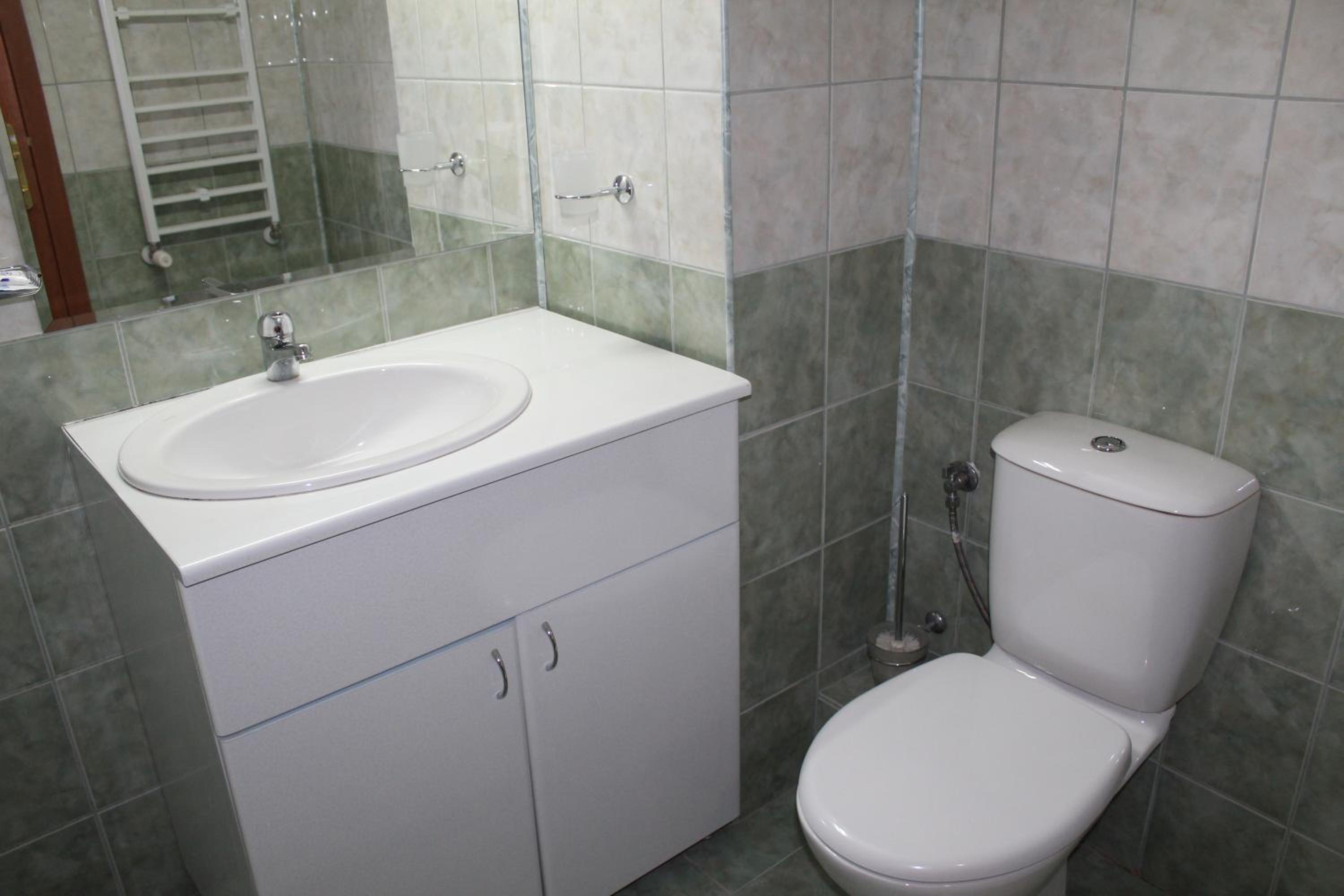 Large size apartment sleep 6 in Flora main building