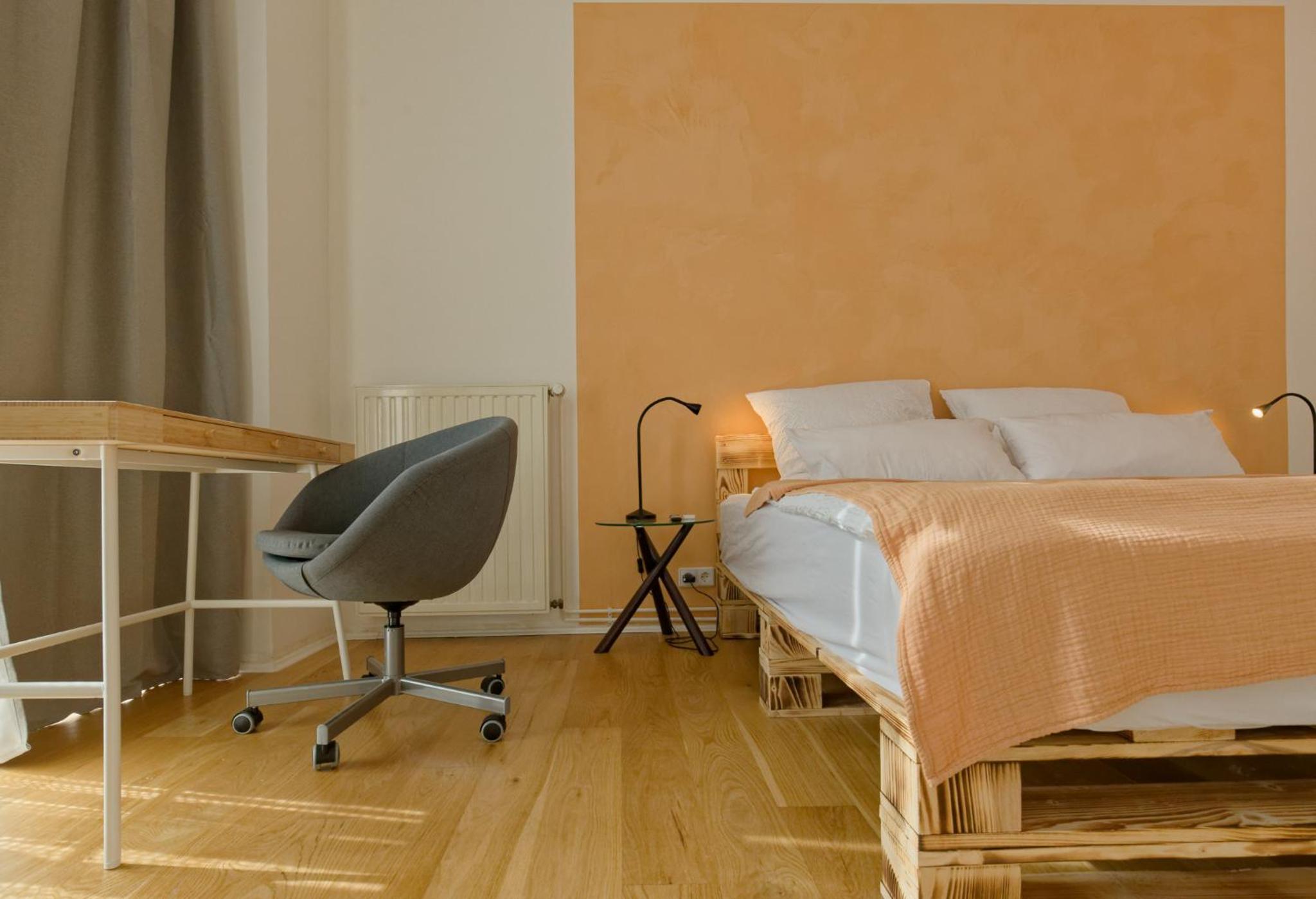 Apartment near Warschauer Platz and Spree river
