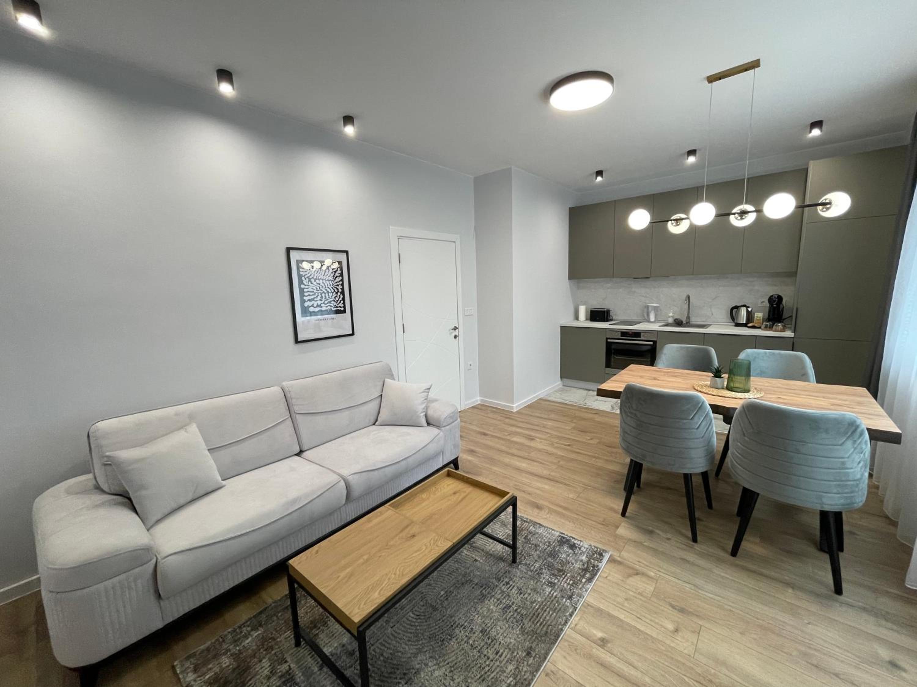 Vanquish Central Apartment