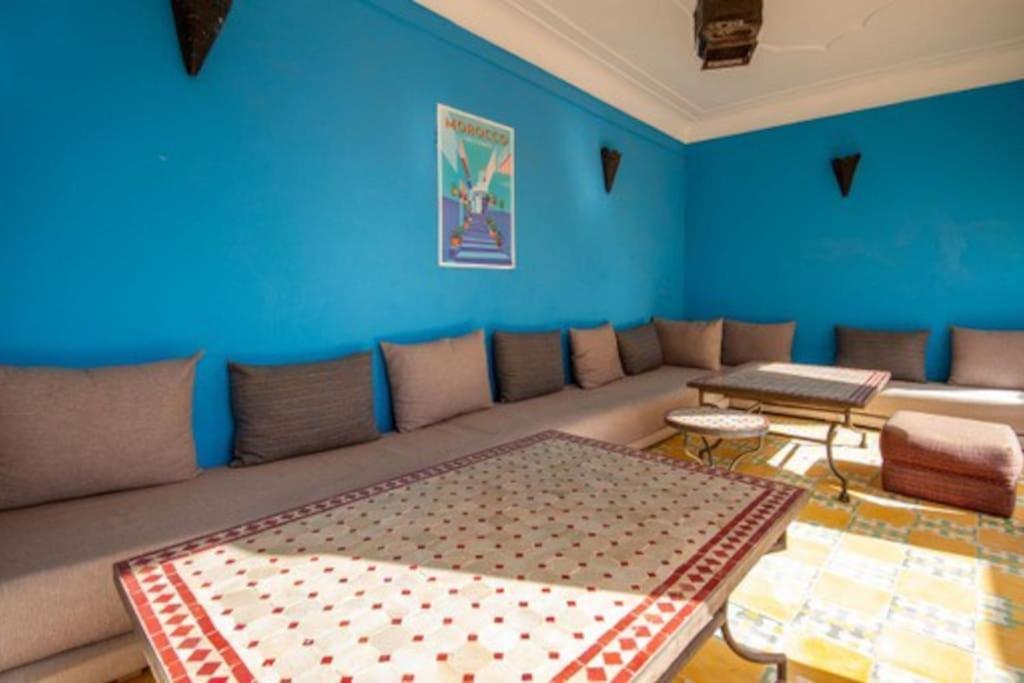 lounge