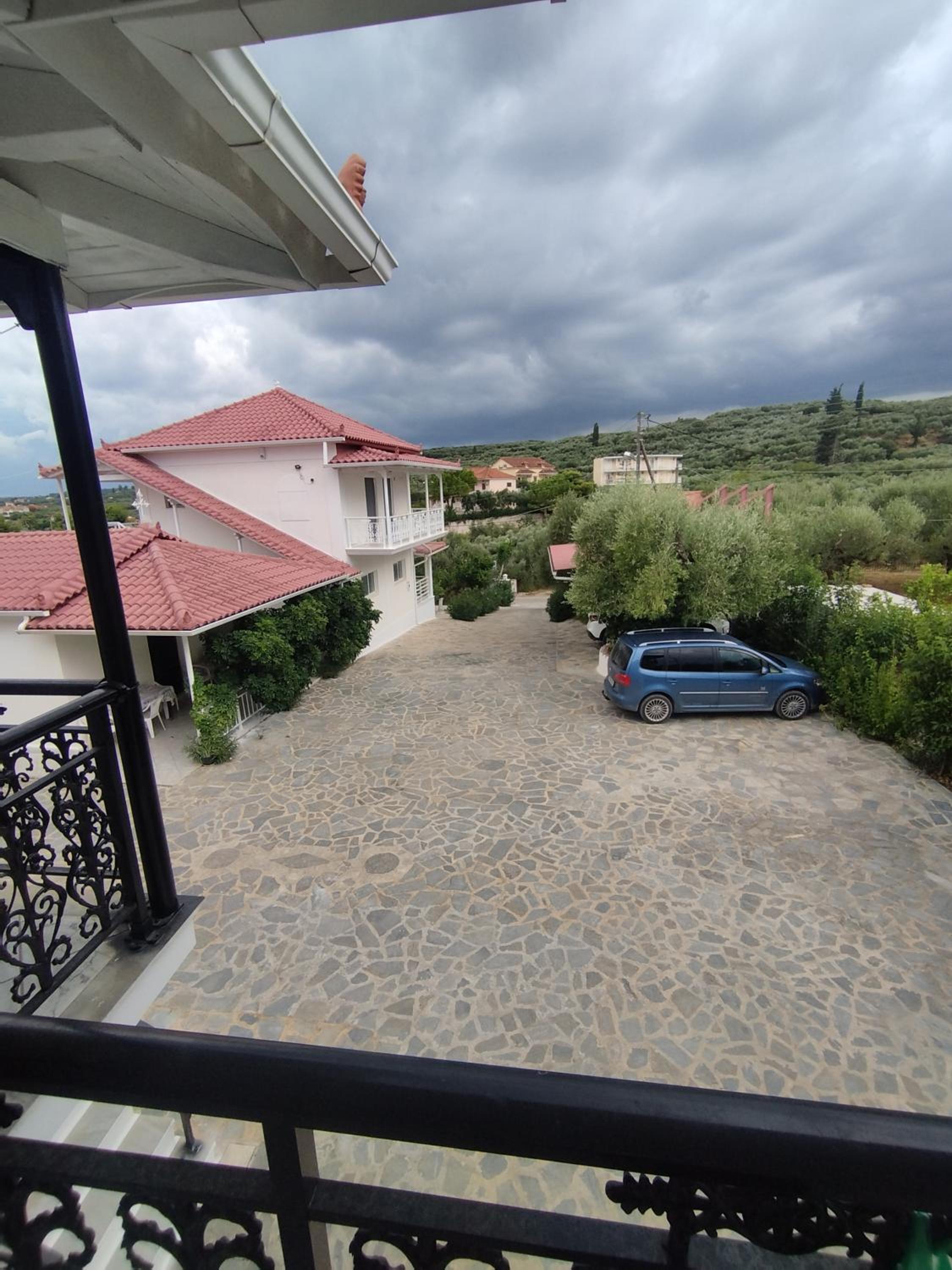 VILLA AGIA AIKATERINI