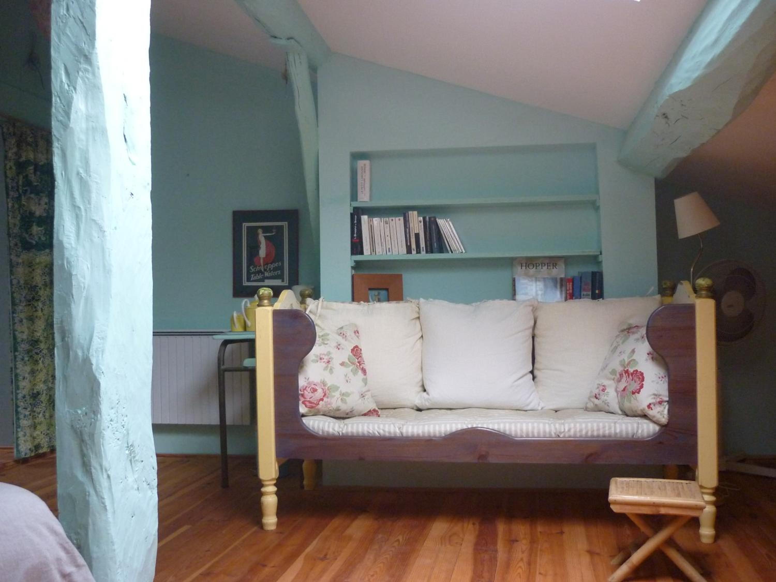 Photo 9