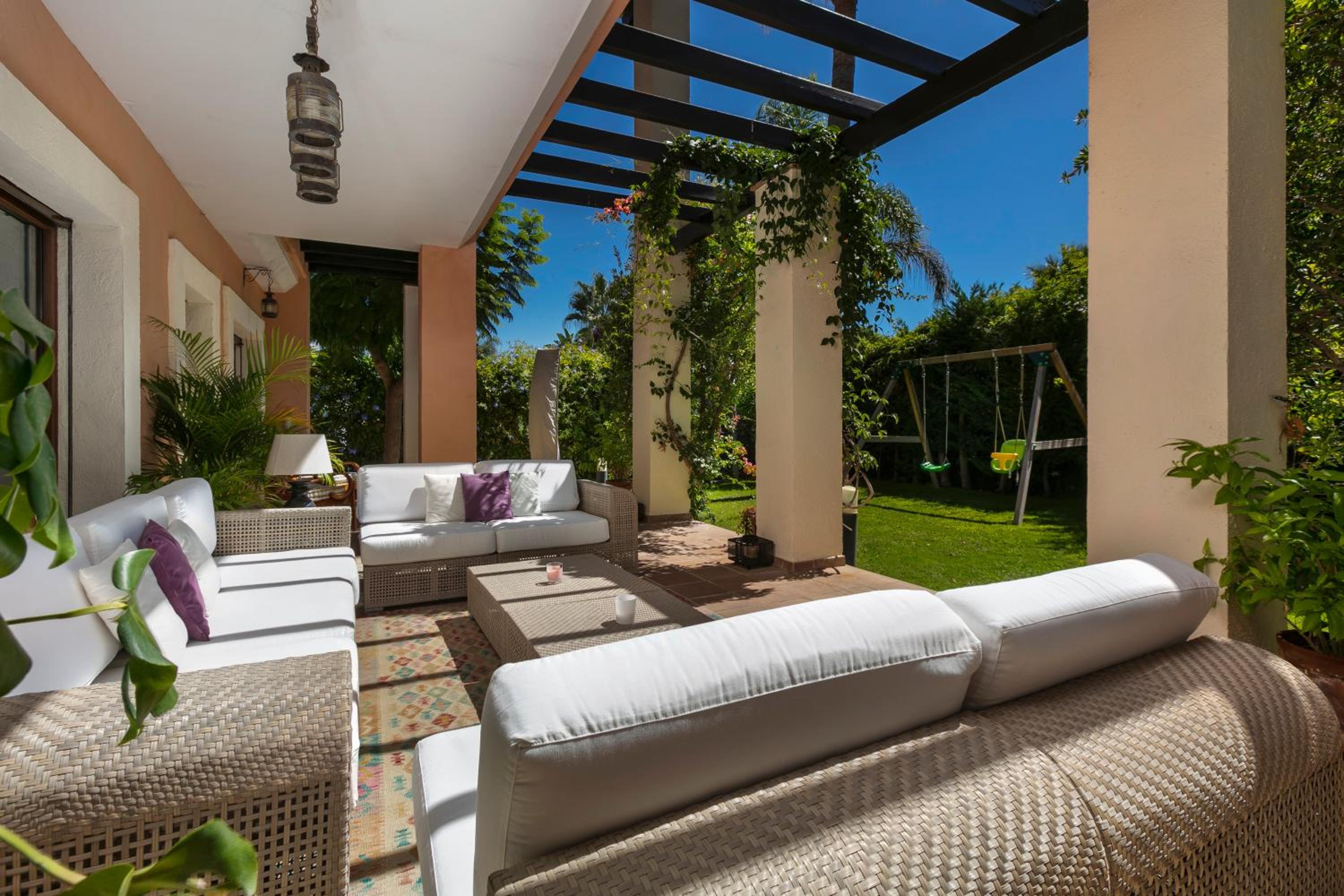 Villa Ana