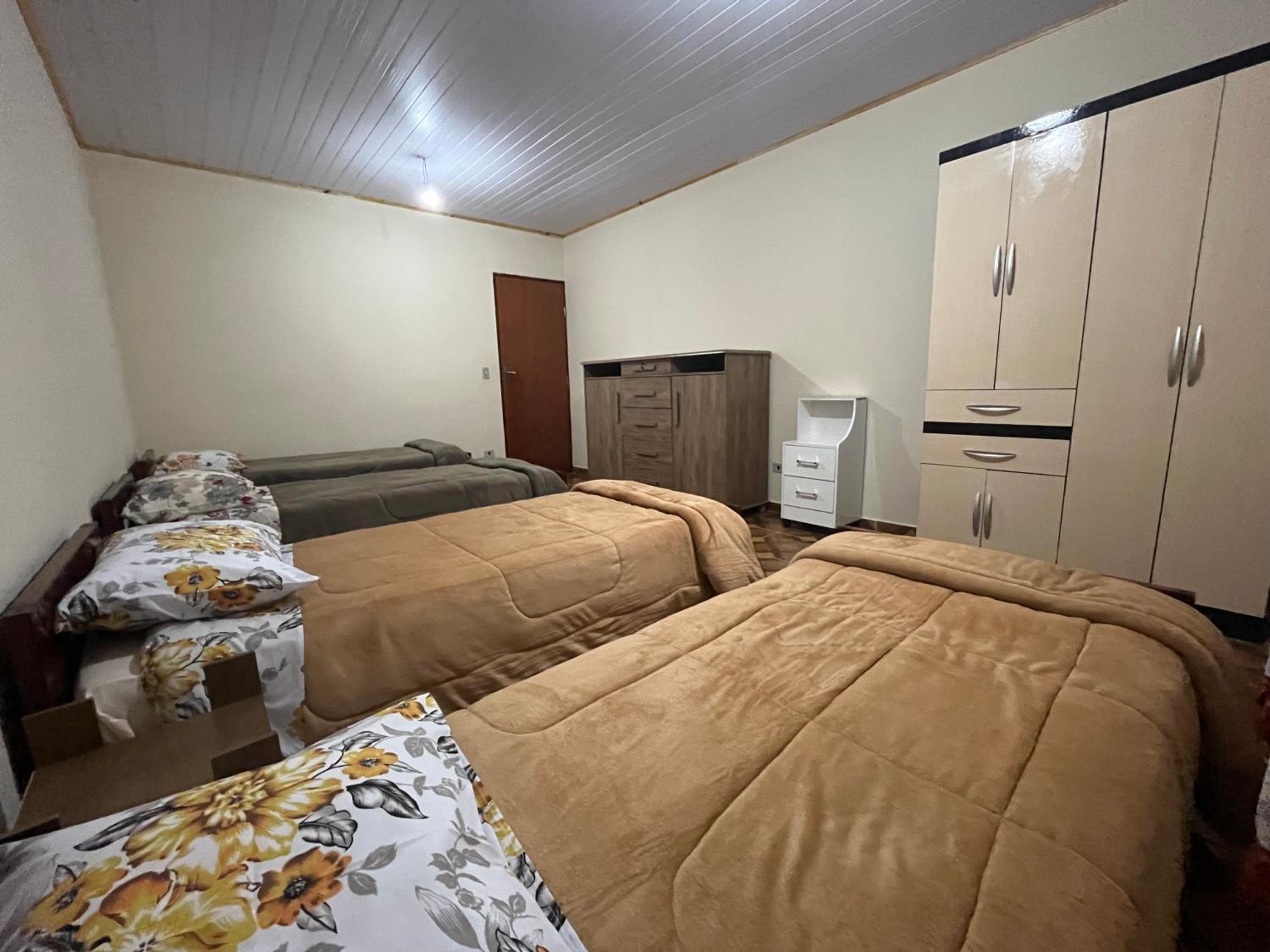 Casa ampla com vista, fogo de chão, área gourmet - 16 min do Capivari