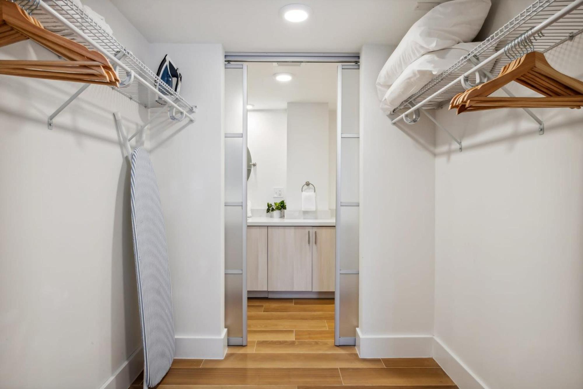 Stylish Modern Apartments at Gables Grand Plaza in Miami