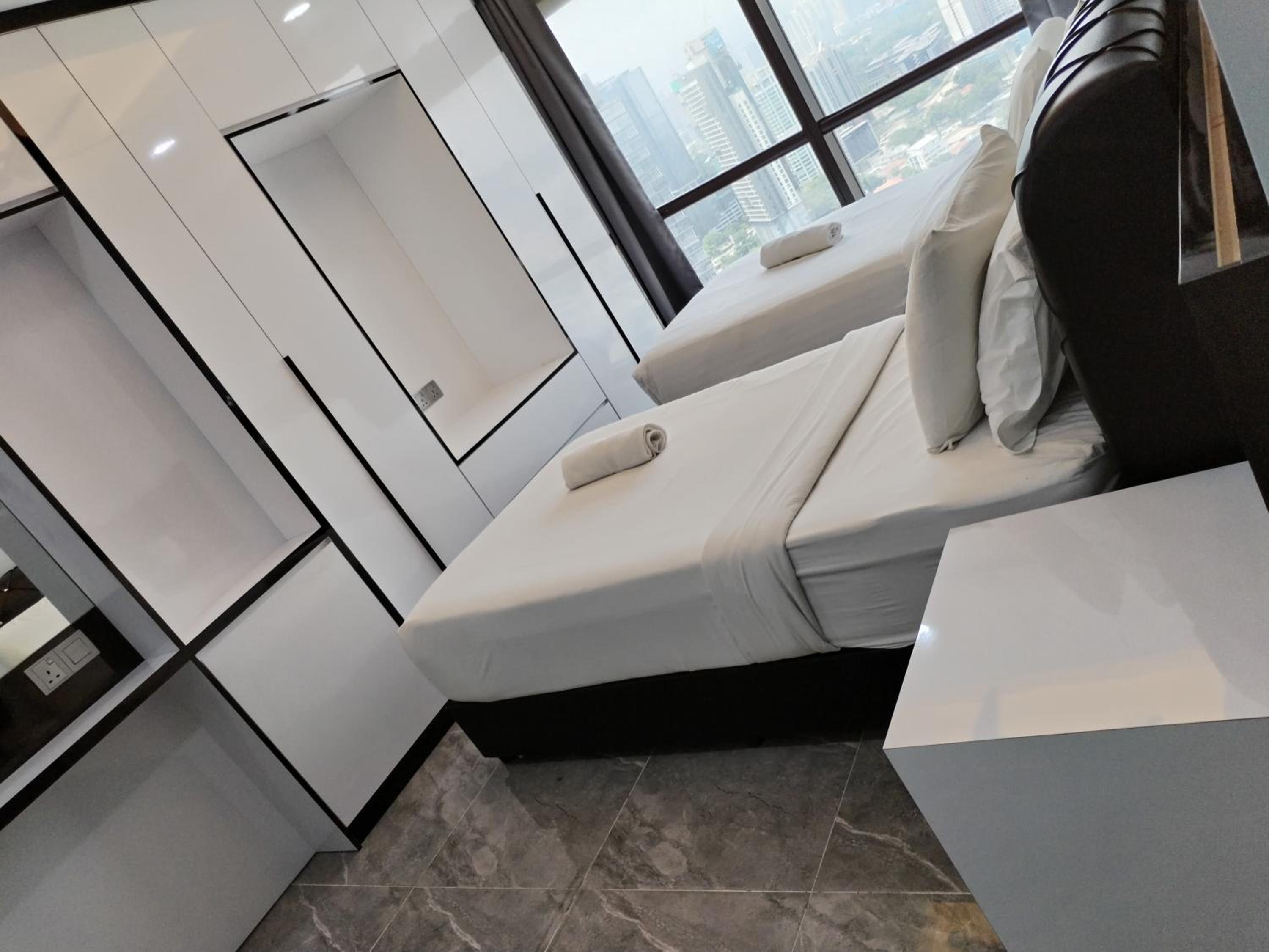 Bintang Lux B&B Suites Times Square KL