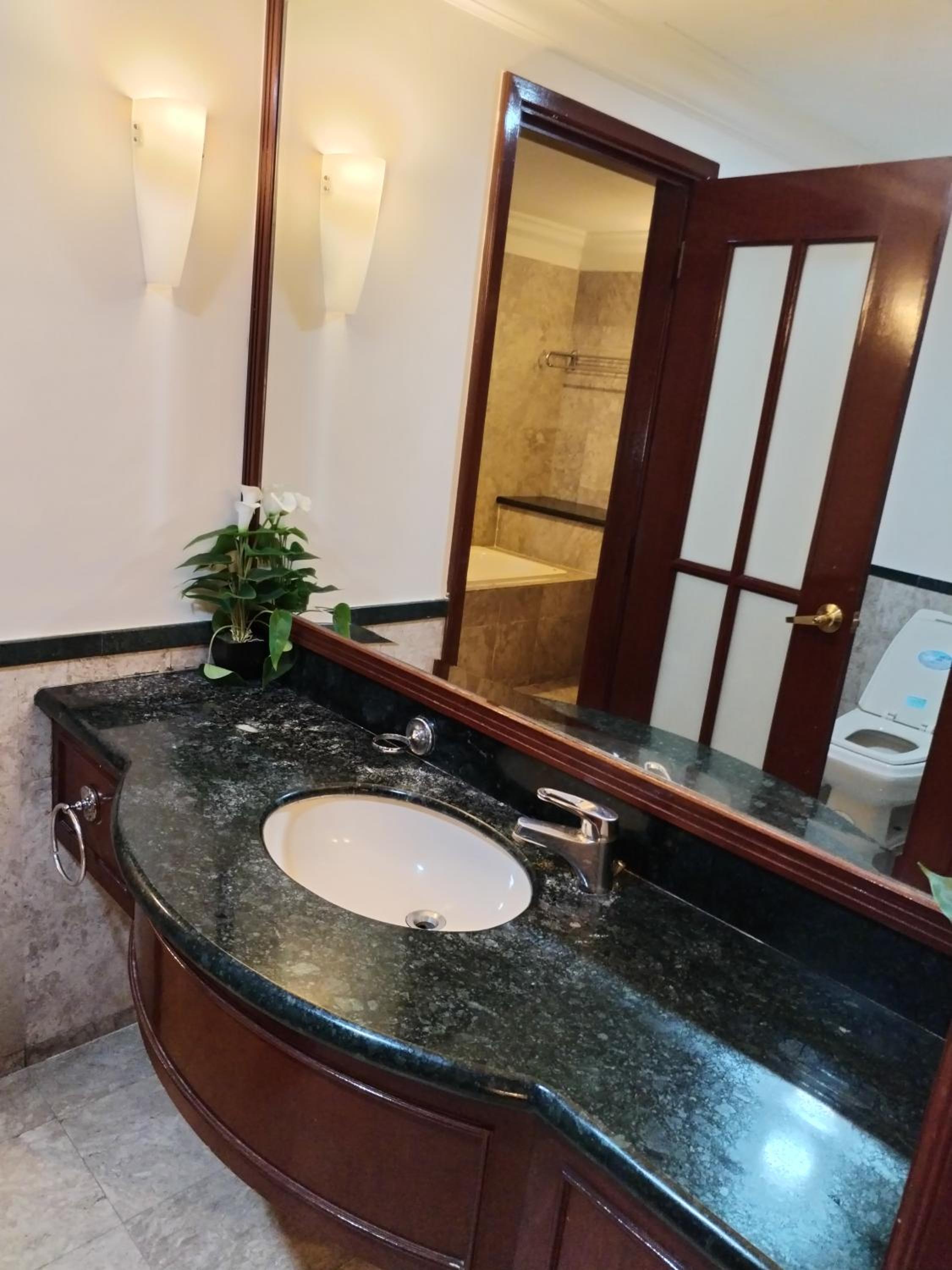 Bintang Lux B&B Suites Times Square KL