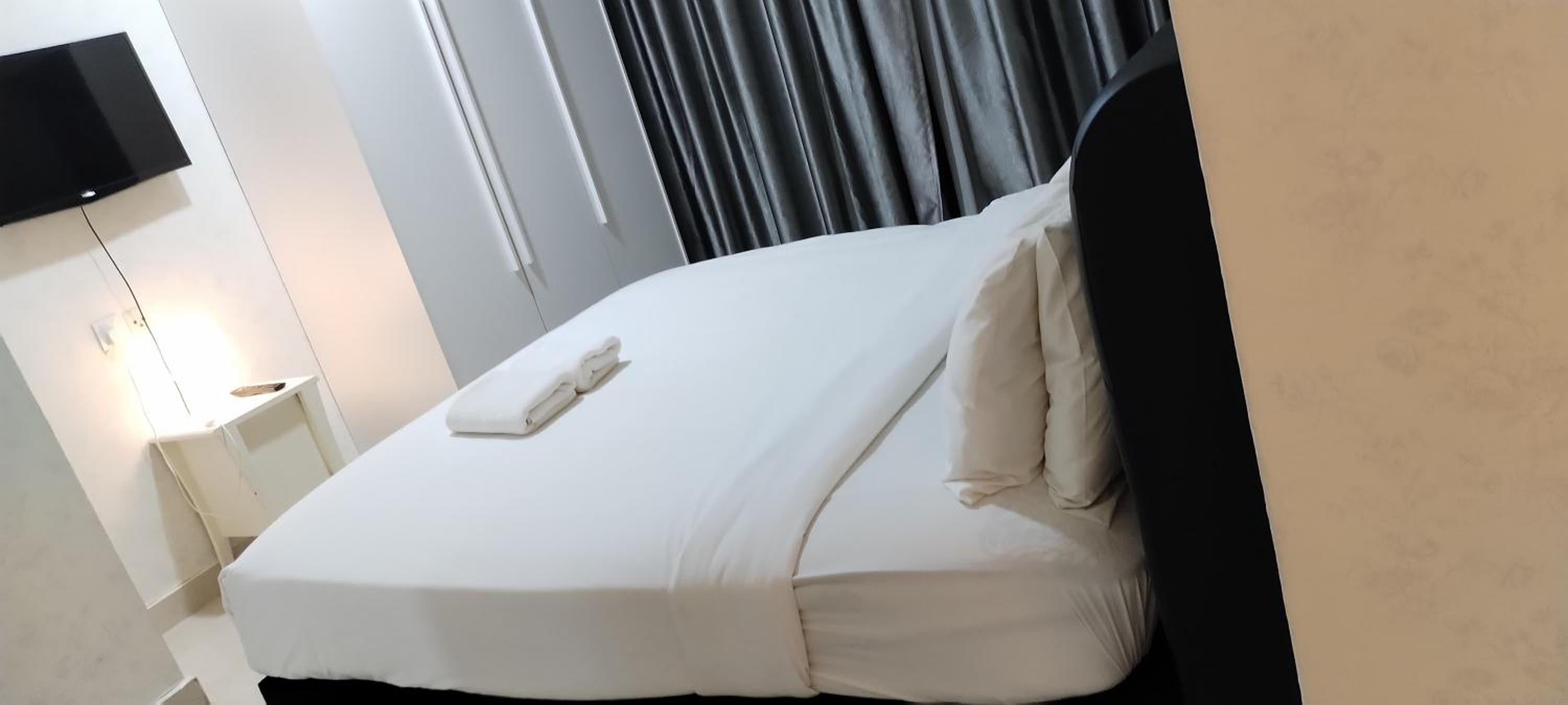 Bintang Lux B&B Suites Times Square KL