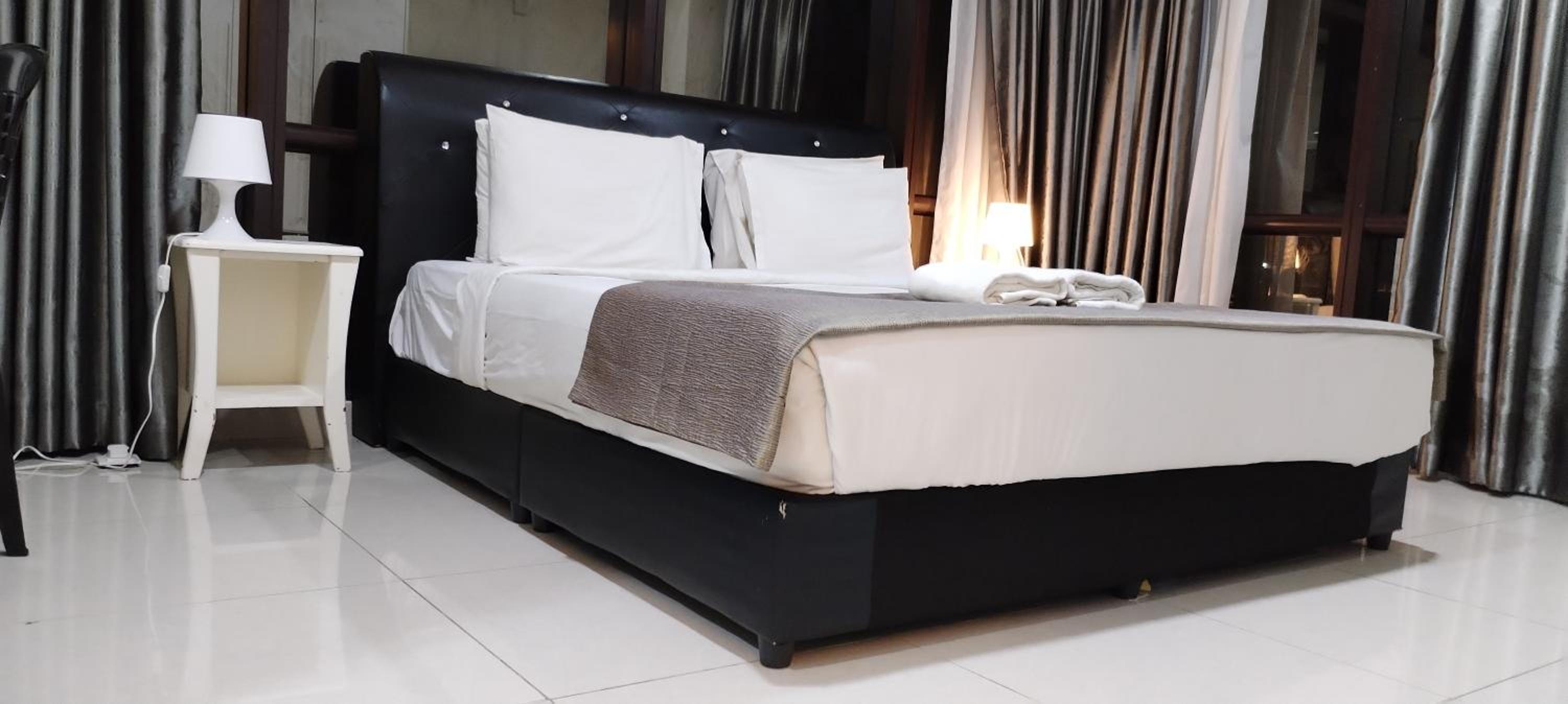 Bintang Lux B&B Suites Times Square KL