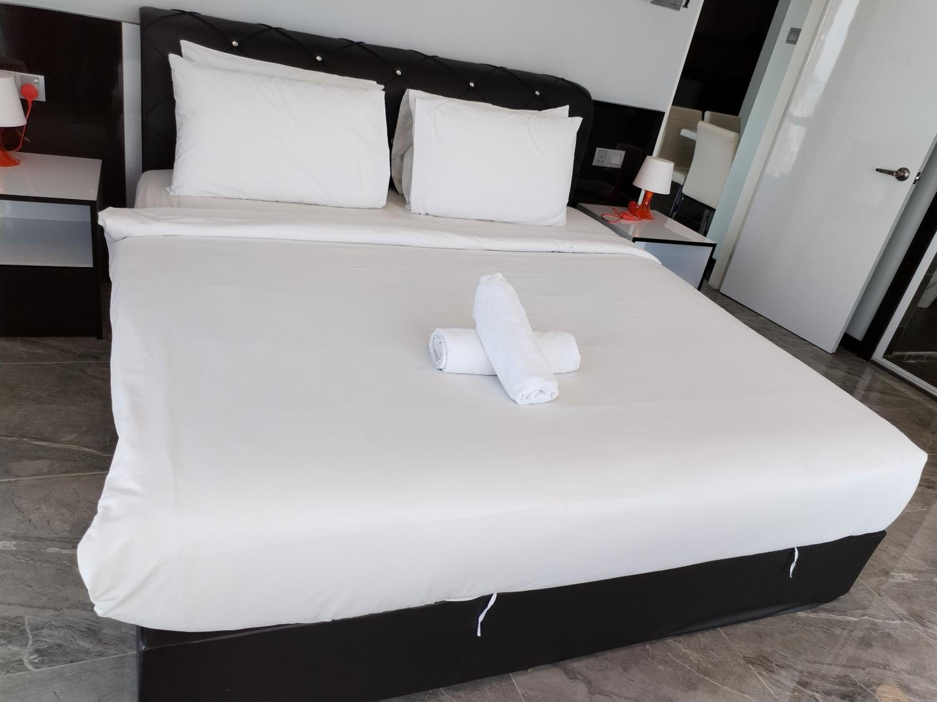 Bintang Lux B&B Suites Times Square KL